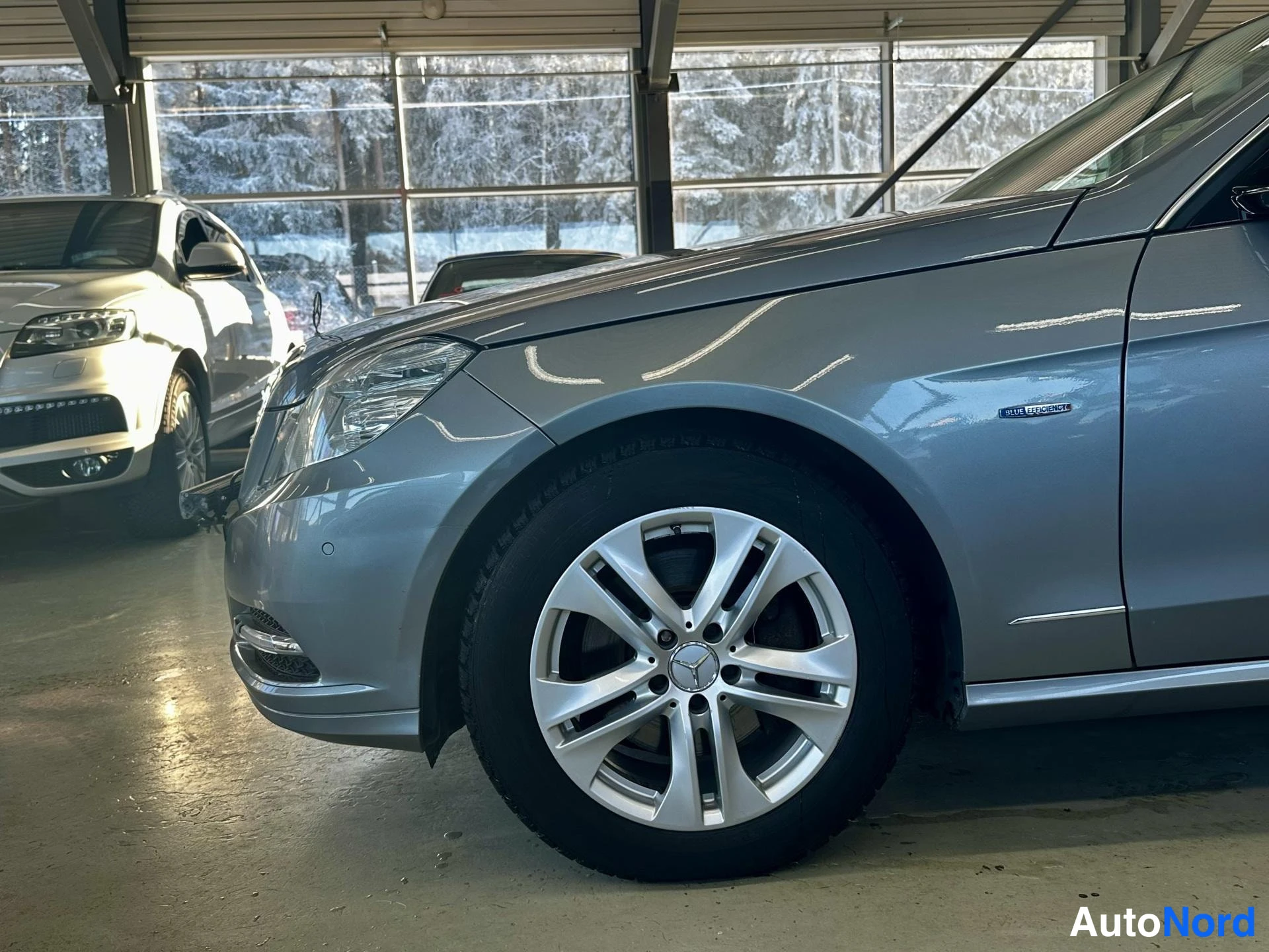 Harmaa Mercedes-Benz E 350 CDI 4MATIC 2011, kuva 15
