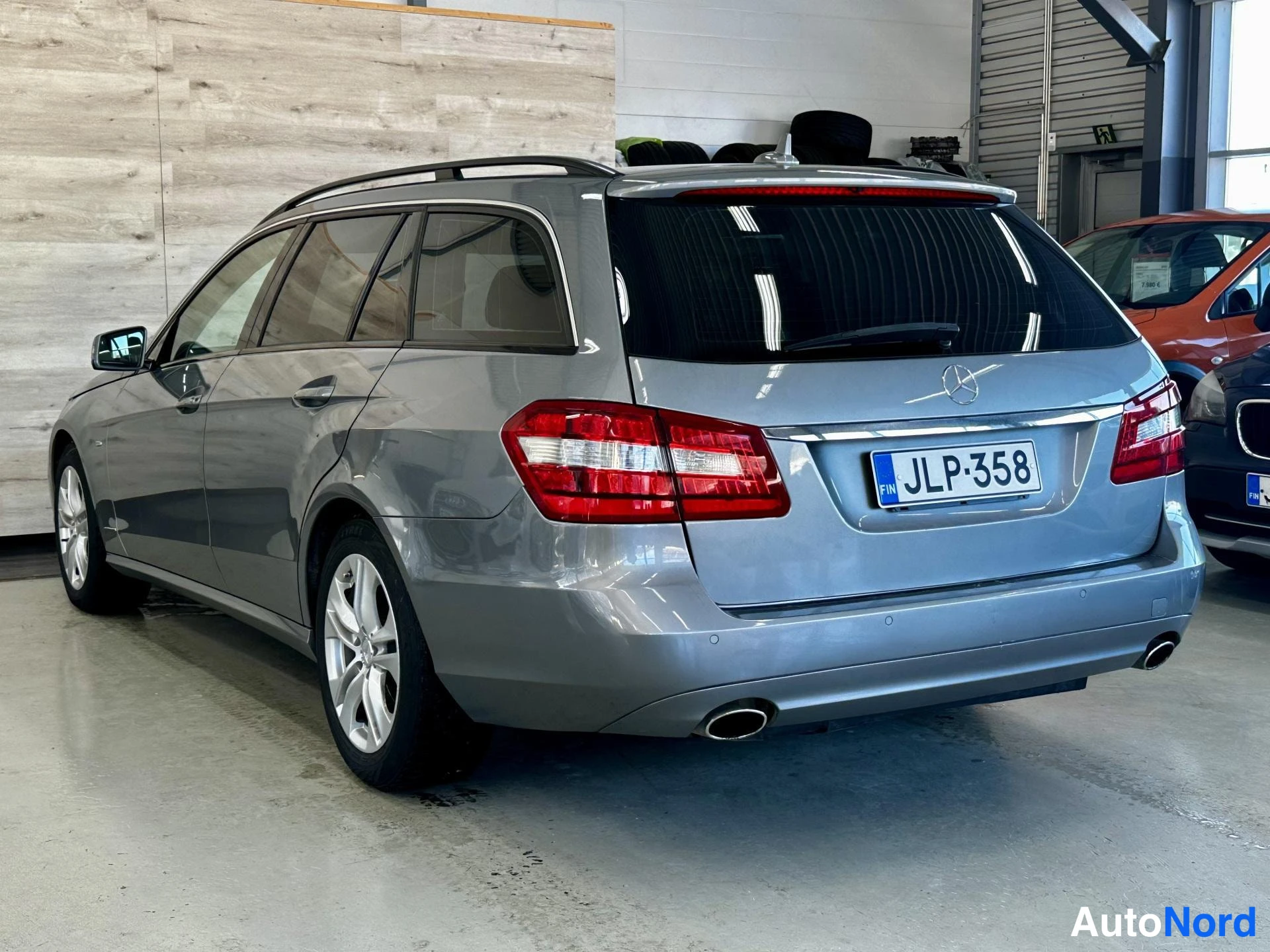 Harmaa Mercedes-Benz E 350 CDI 4MATIC 2011, kuva 5