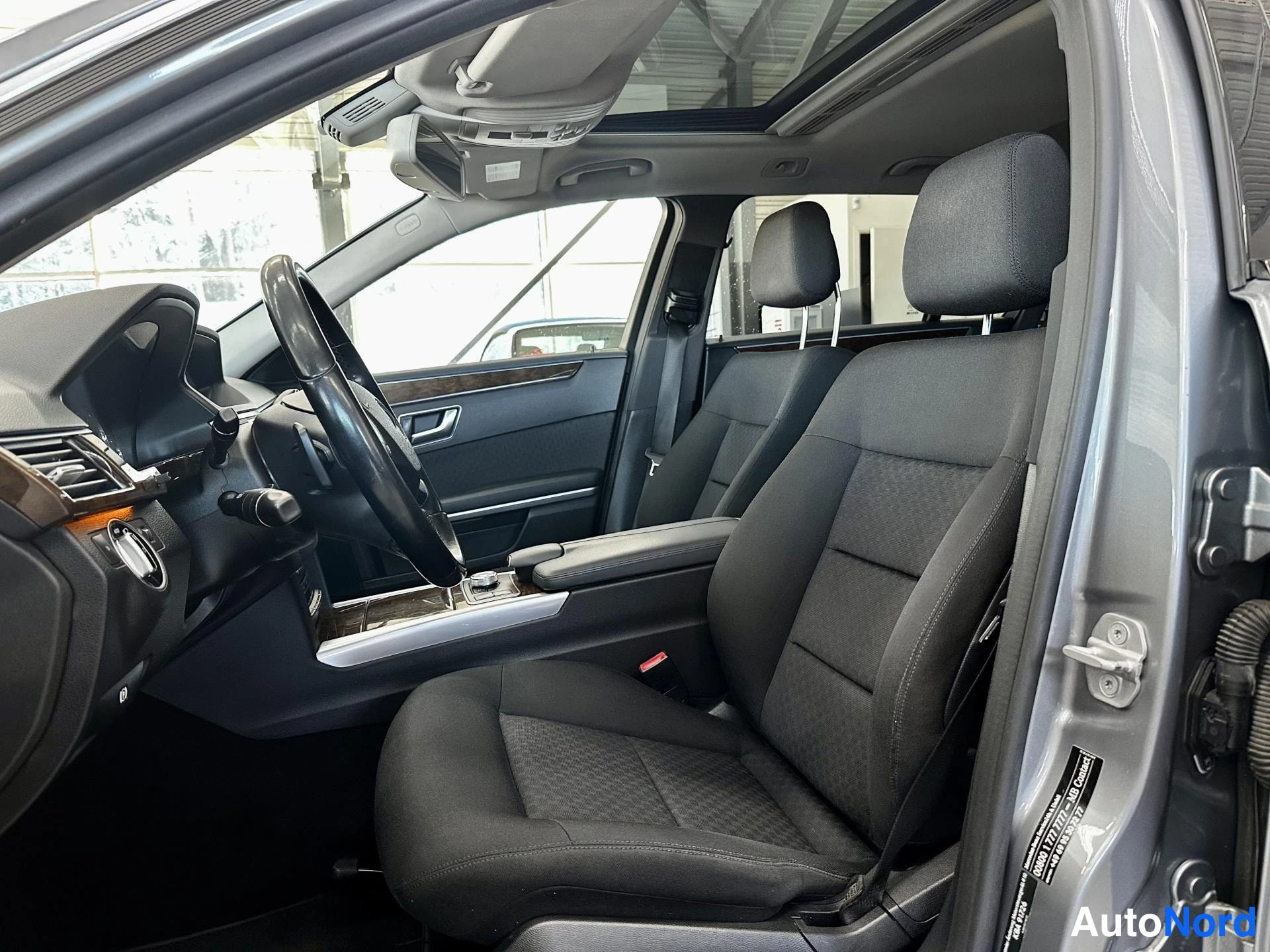 Harmaa Mercedes-Benz E 350 CDI 4MATIC 2011, kuva 17