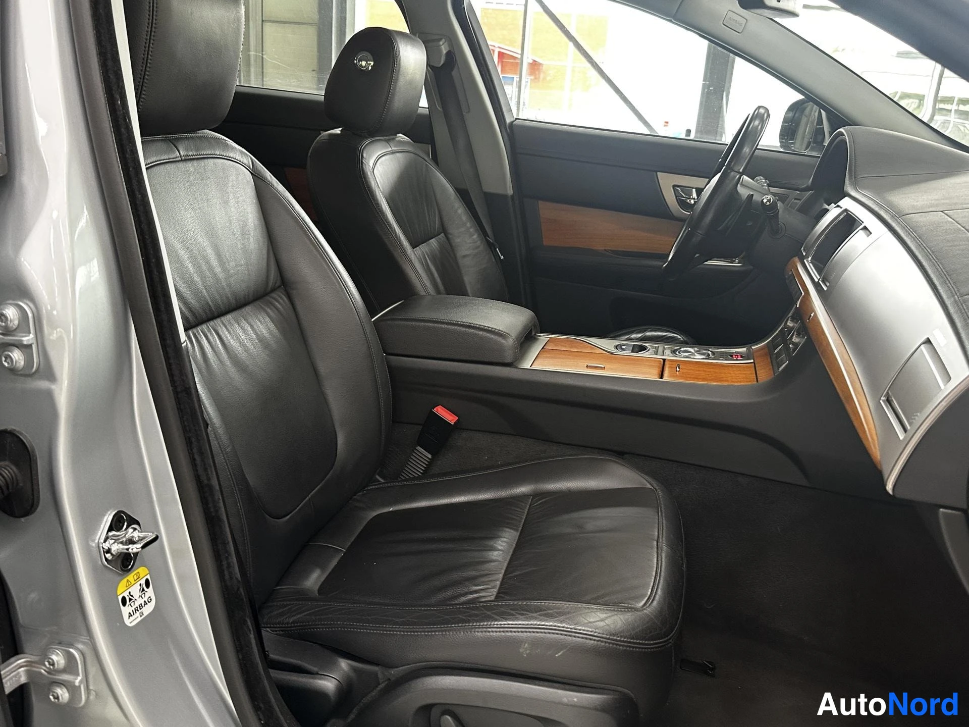 Hopea Jaguar XF 2011, kuva 15