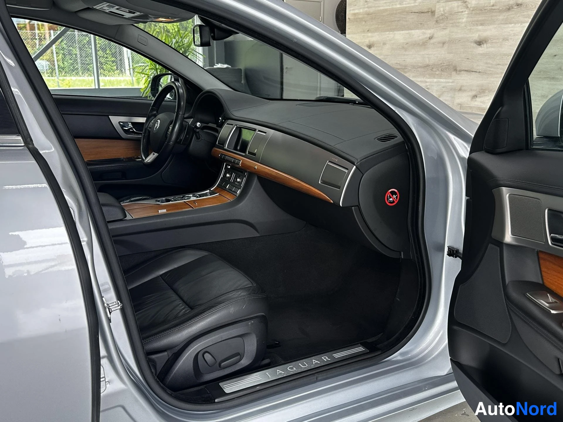 Hopea Jaguar XF 2011, kuva 13