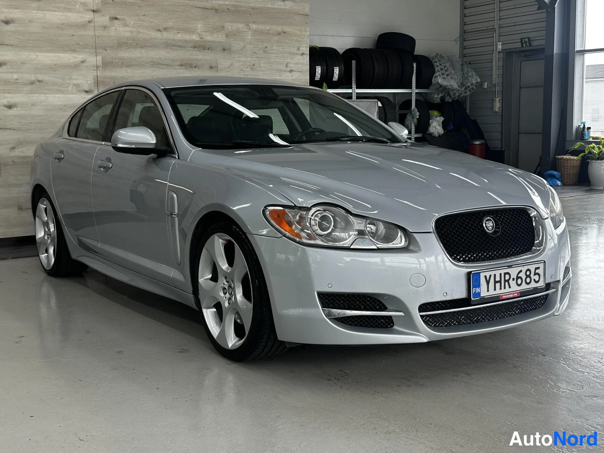 Hopea Jaguar XF 2011, kuva 4
