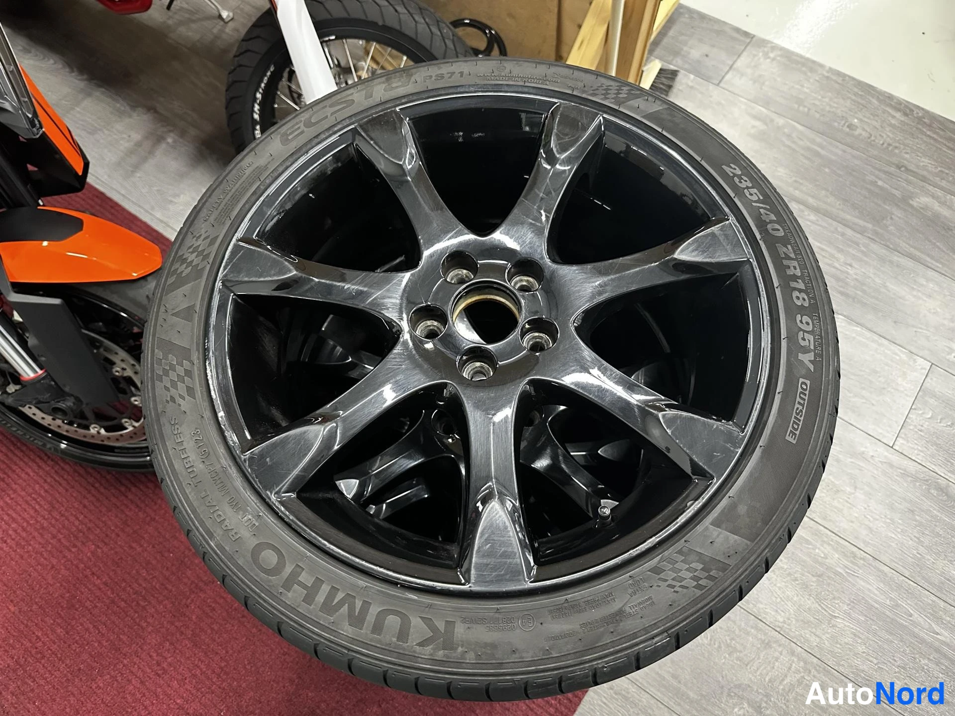 Harmaa Volvo V60 2013, kuva 22