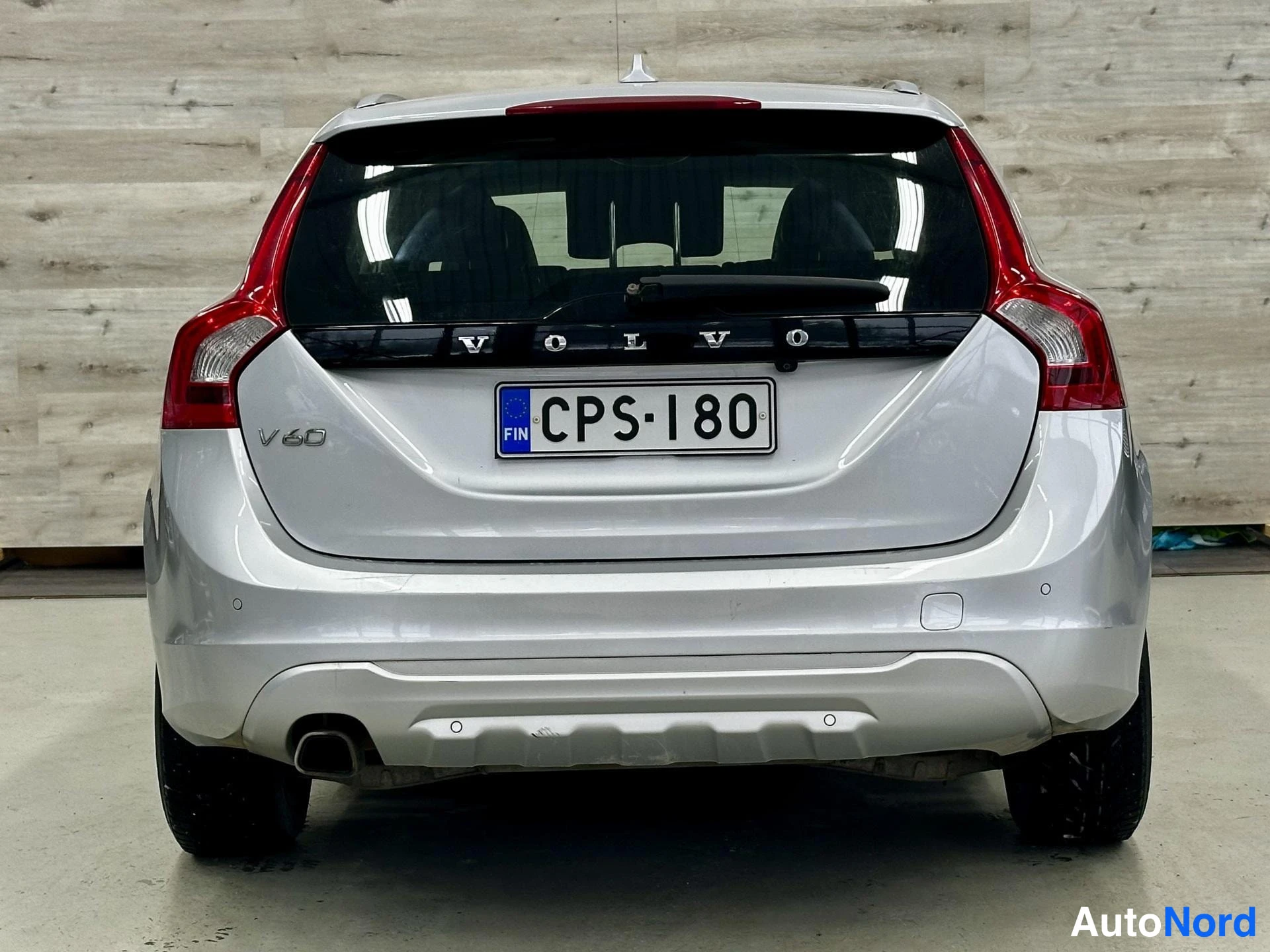 Harmaa Volvo V60 2013, kuva 7