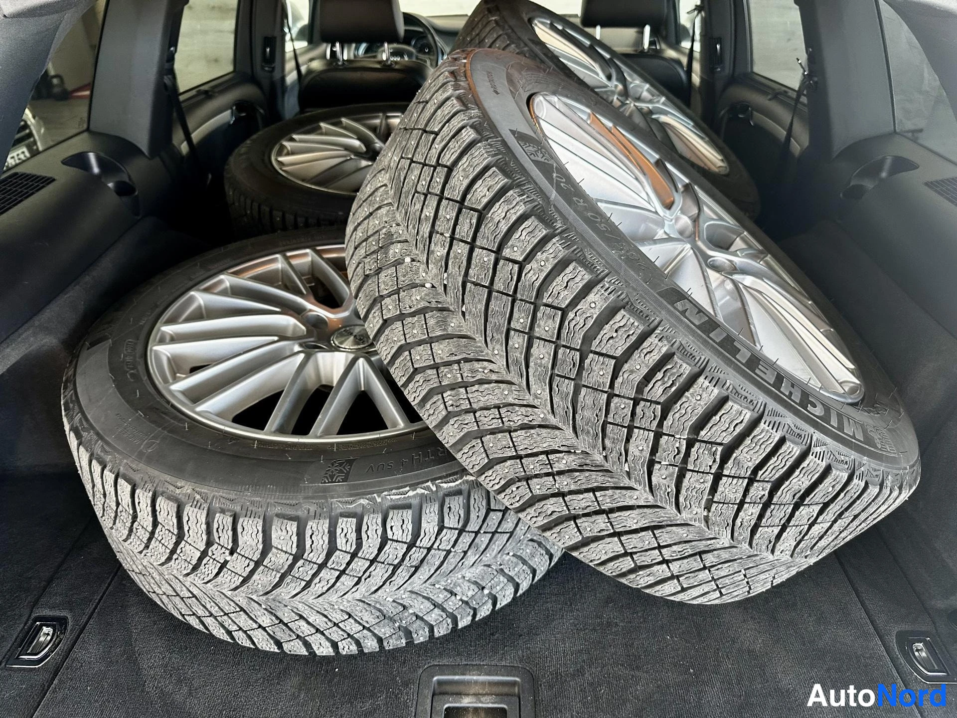Hopea Audi Q7 2010, kuva 21