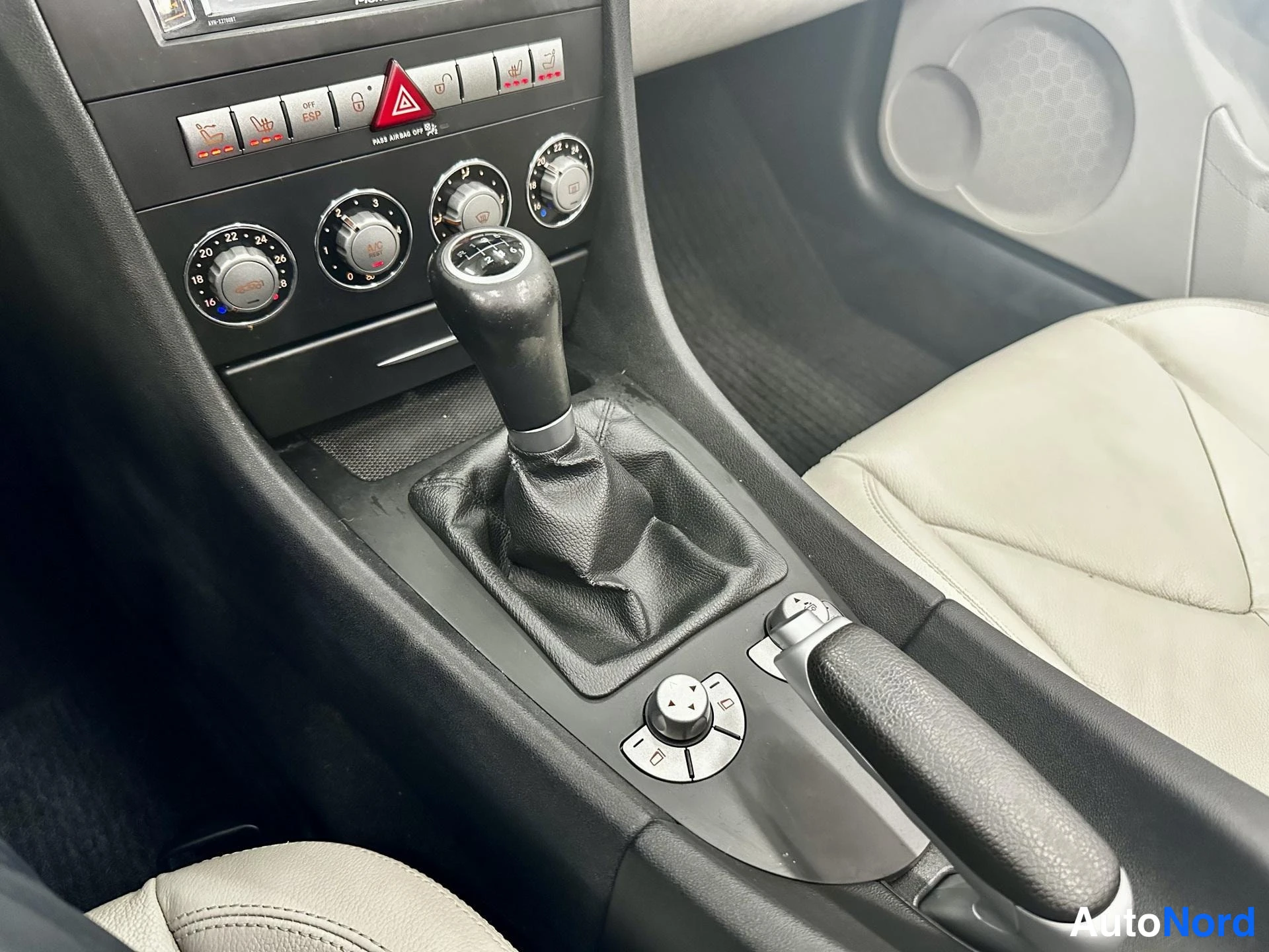 Sininen Mercedes-Benz SLK 200 2005, kuva 20