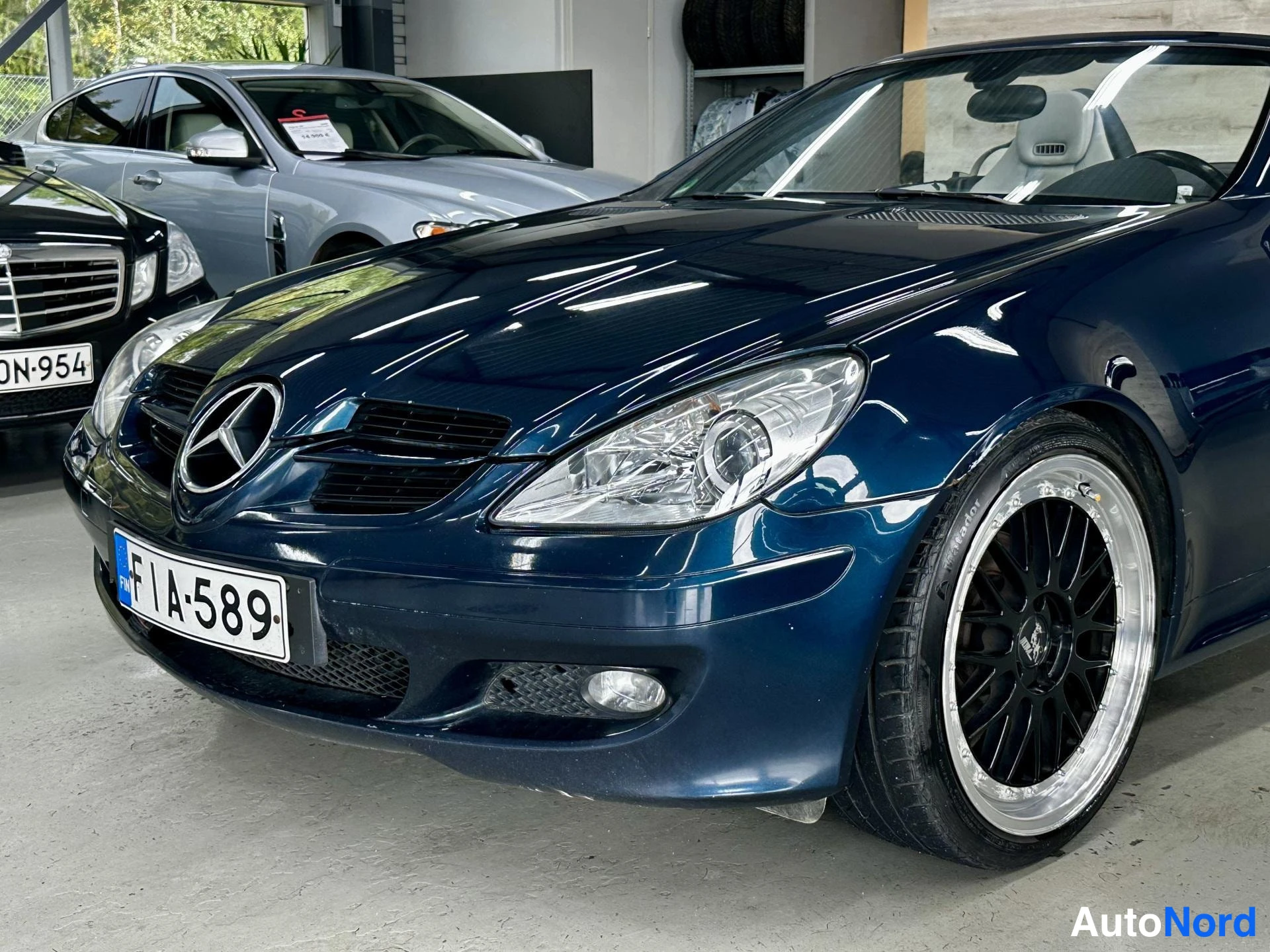 Sininen Mercedes-Benz SLK 200 2005, kuva 17