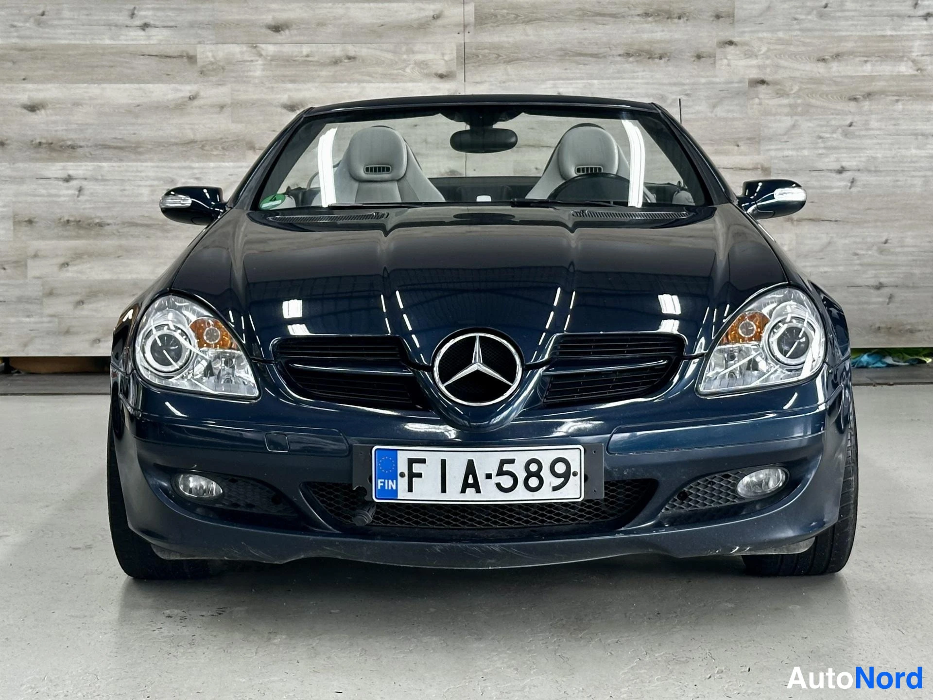 Sininen Mercedes-Benz SLK 200 2005, kuva 4