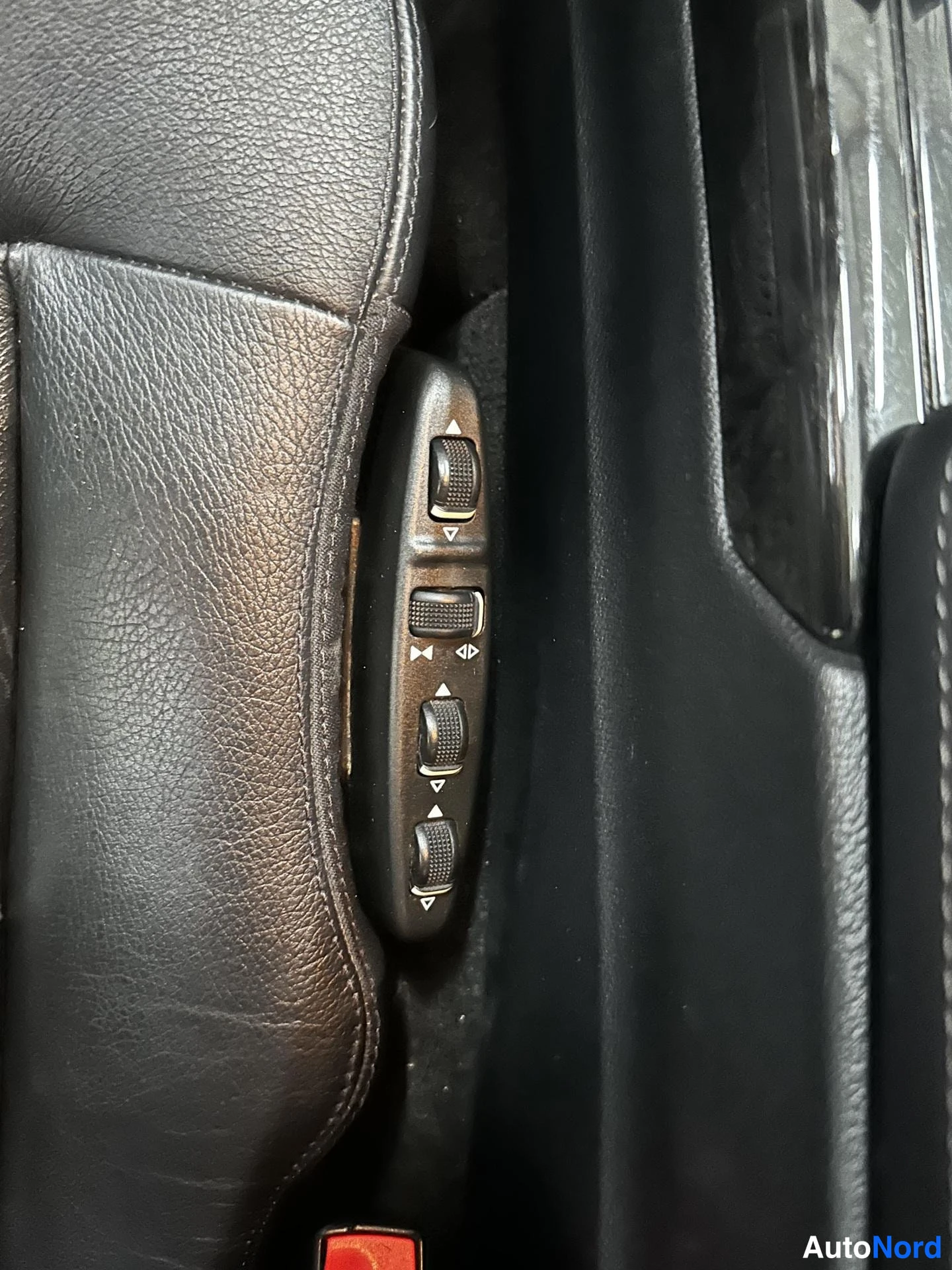 Musta Mercedes-Benz E 350 CDI 4MATIC 2010, kuva 22