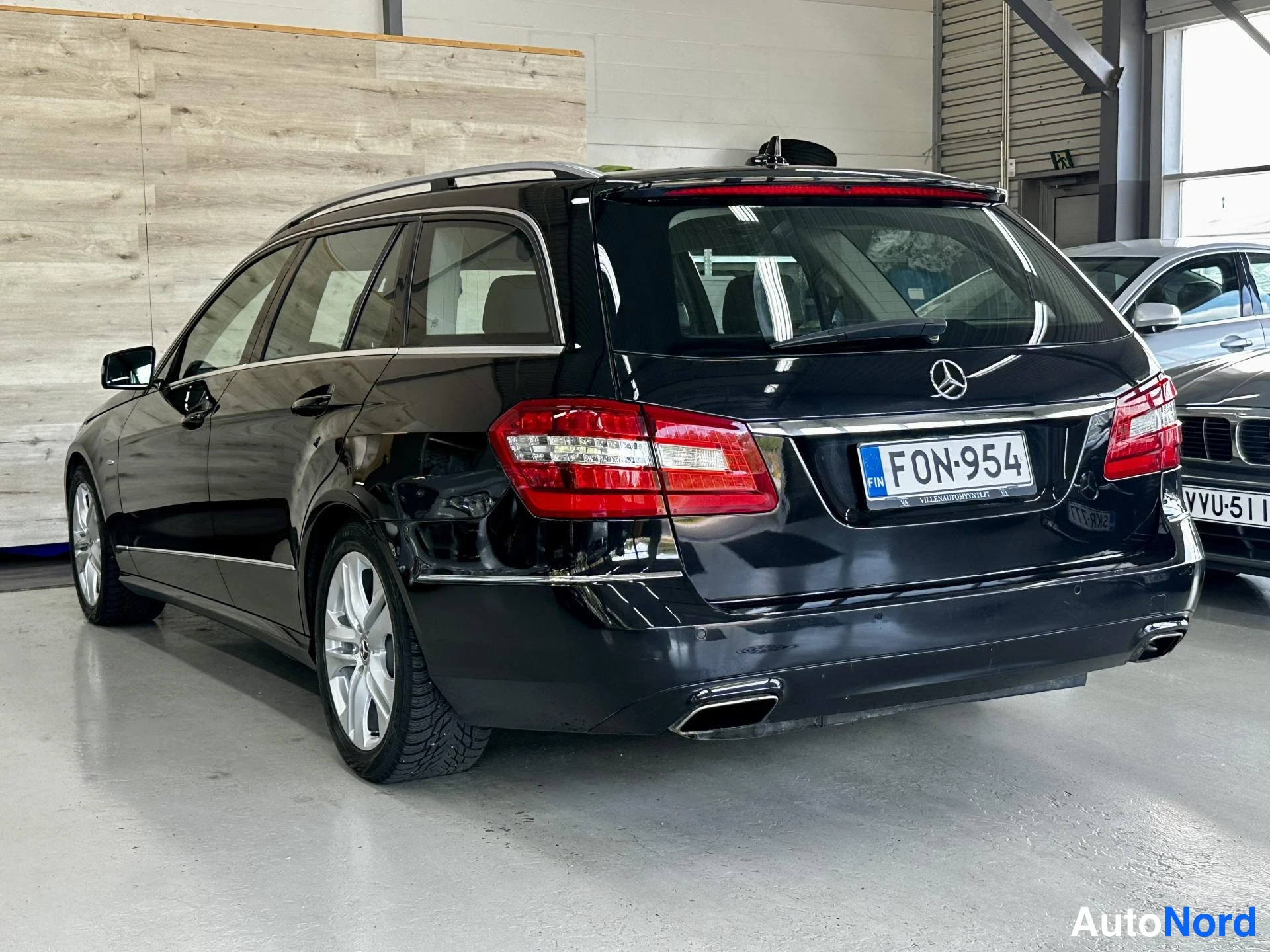 Musta Mercedes-Benz E 350 CDI 4MATIC 2010, kuva 5