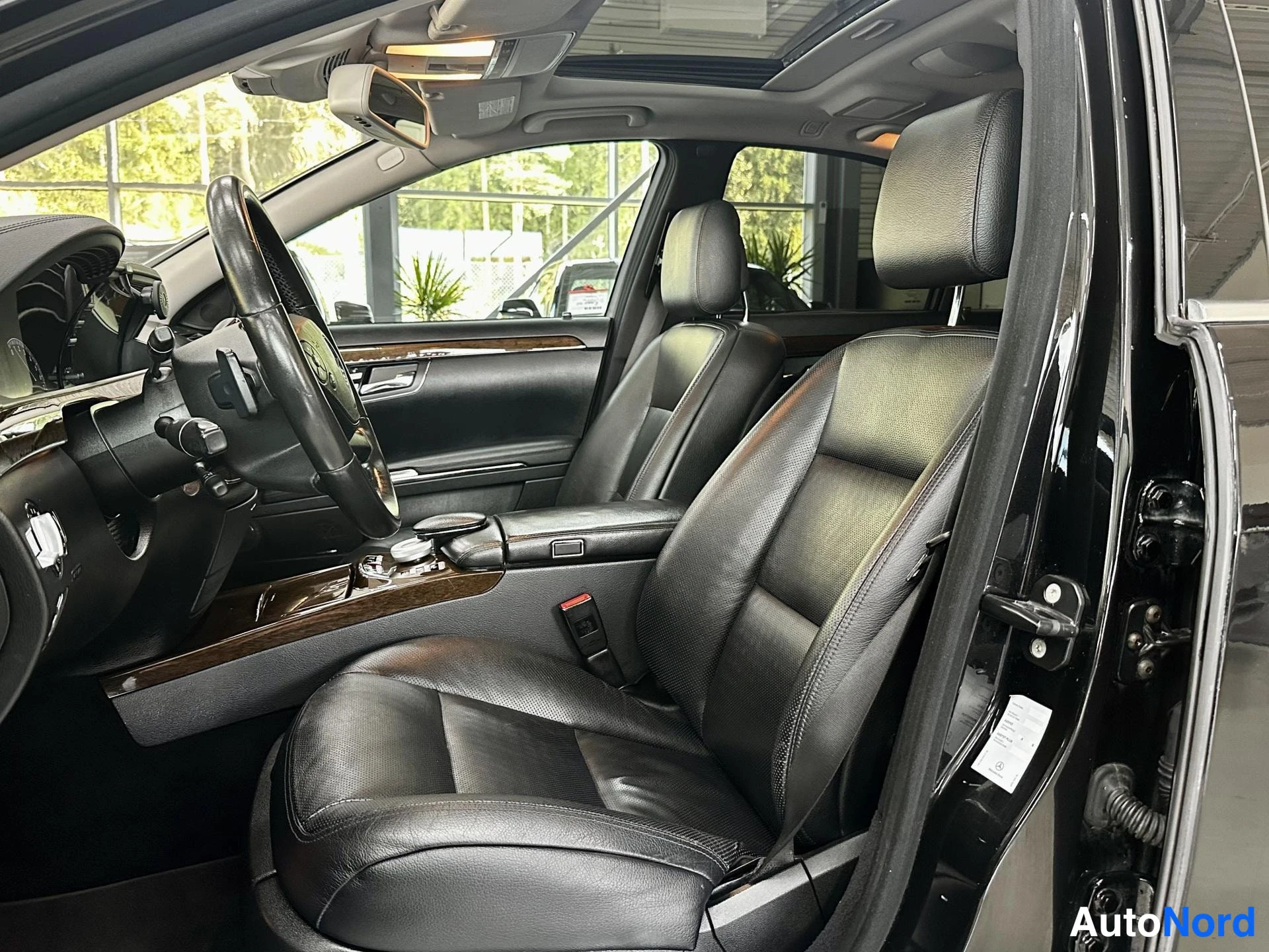 Musta Mercedes-Benz S 350 2010, kuva 13