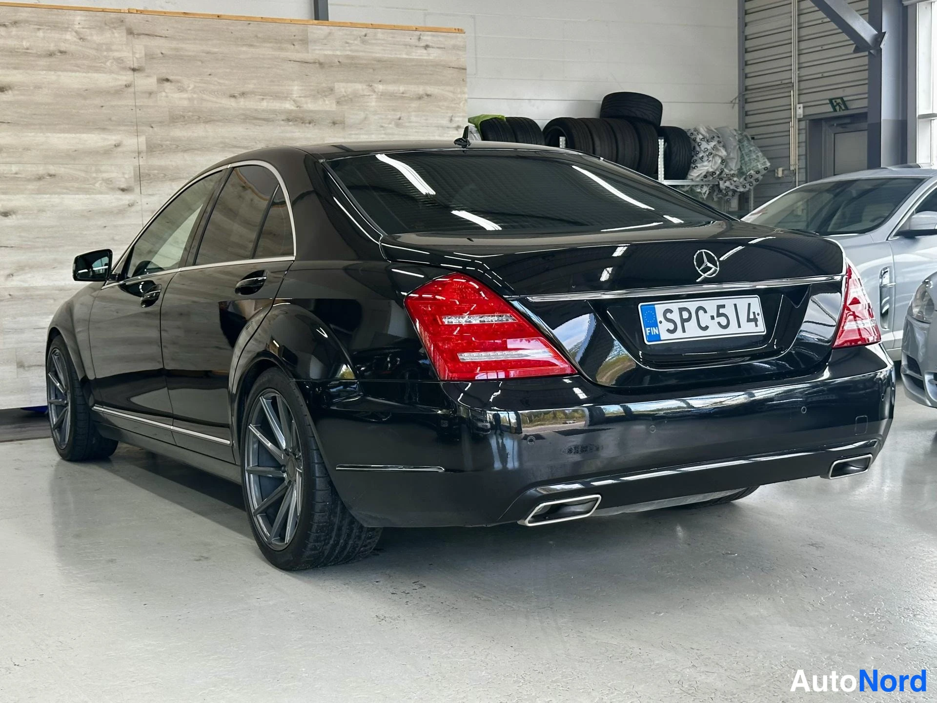 Musta Mercedes-Benz S 350 2010, kuva 5