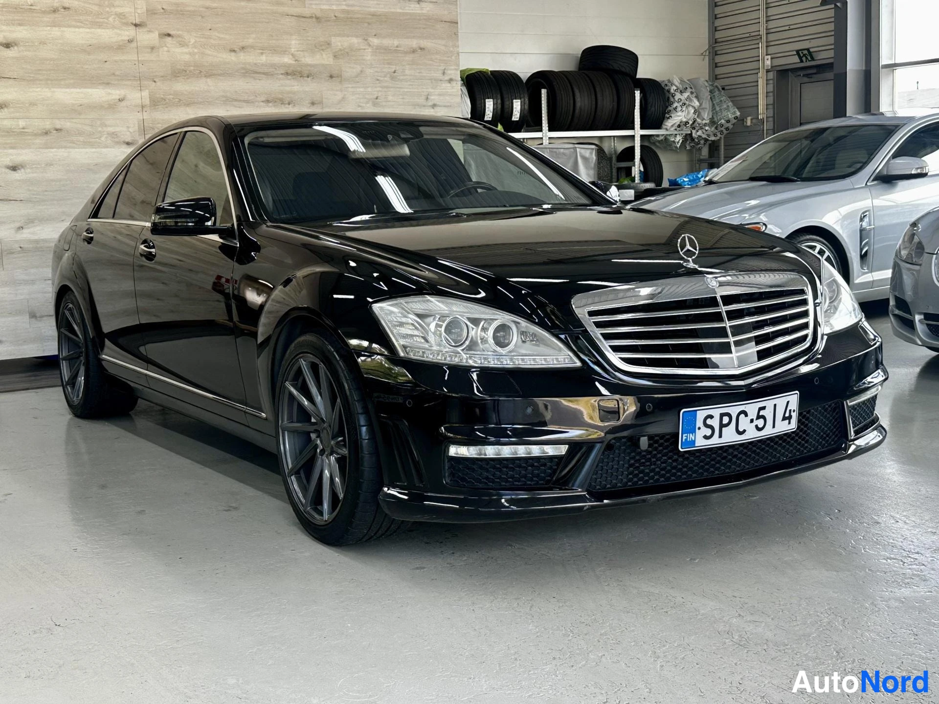 Musta Mercedes-Benz S 350 2010, kuva 3