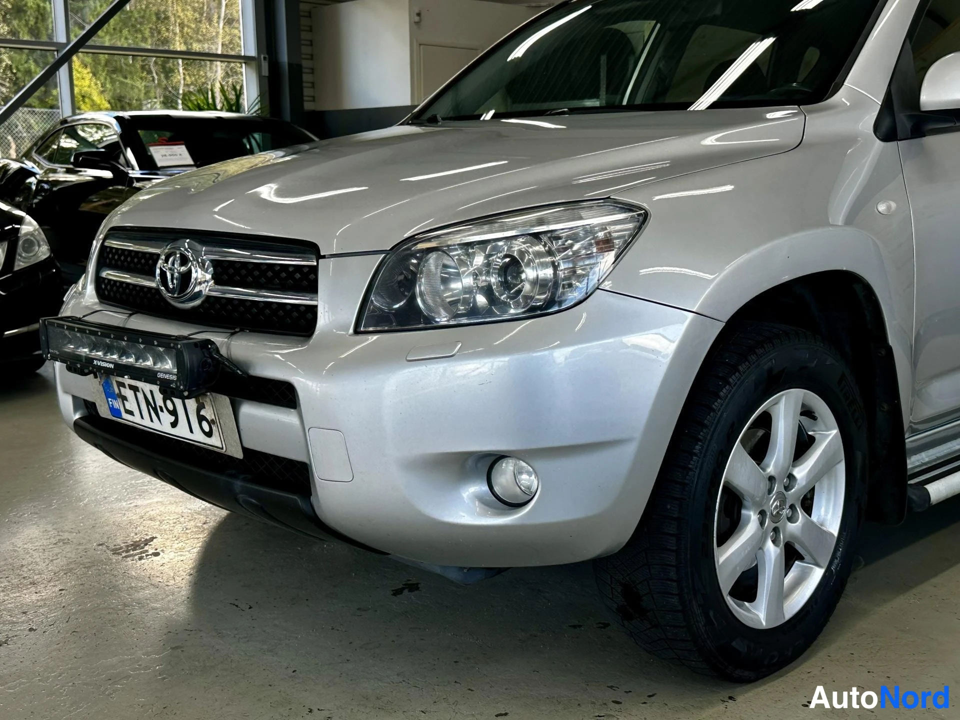 Hopea Toyota RAV4 2007, kuva 2