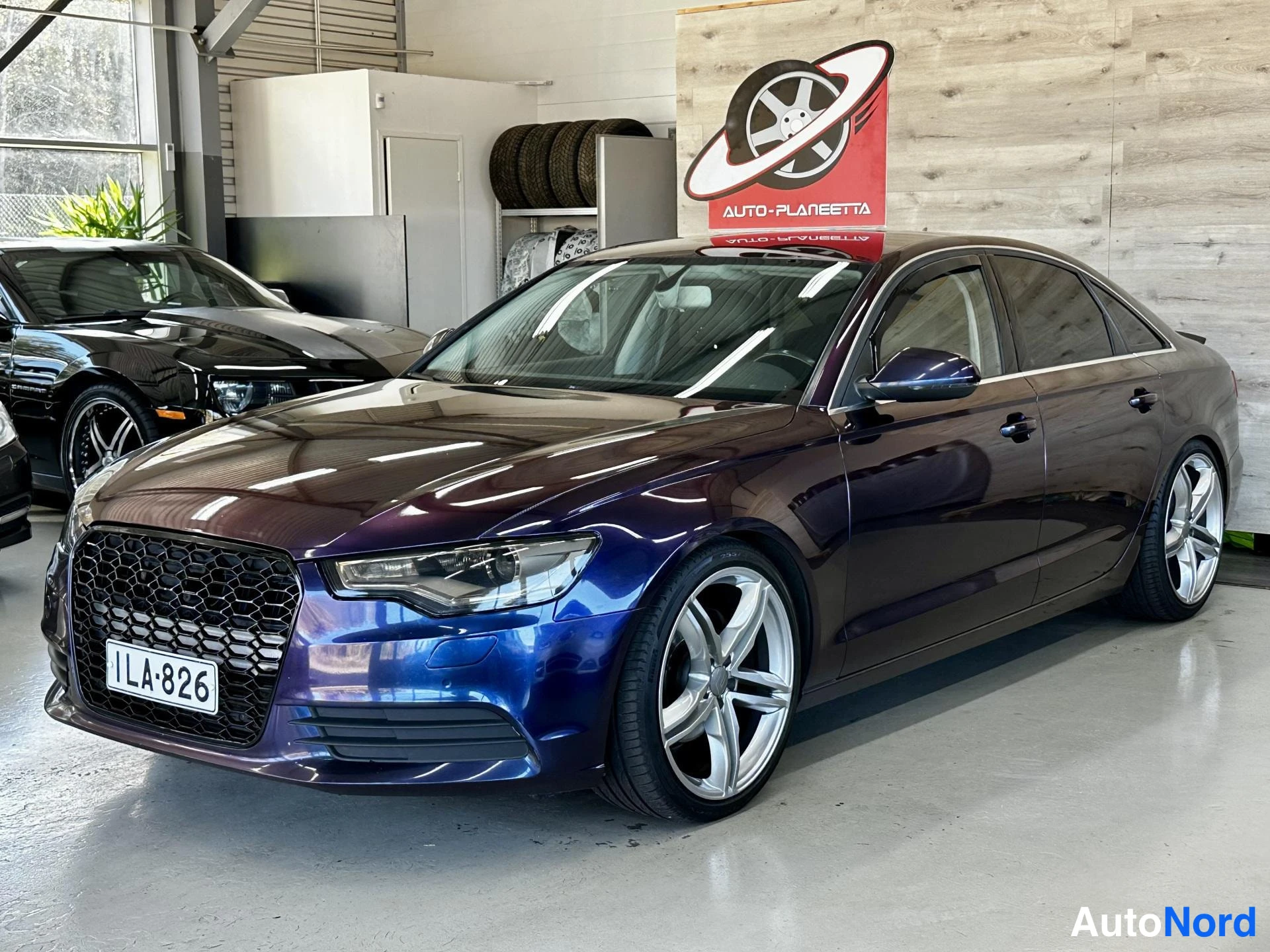 Harmaa Audi A6 2013, kuva 2