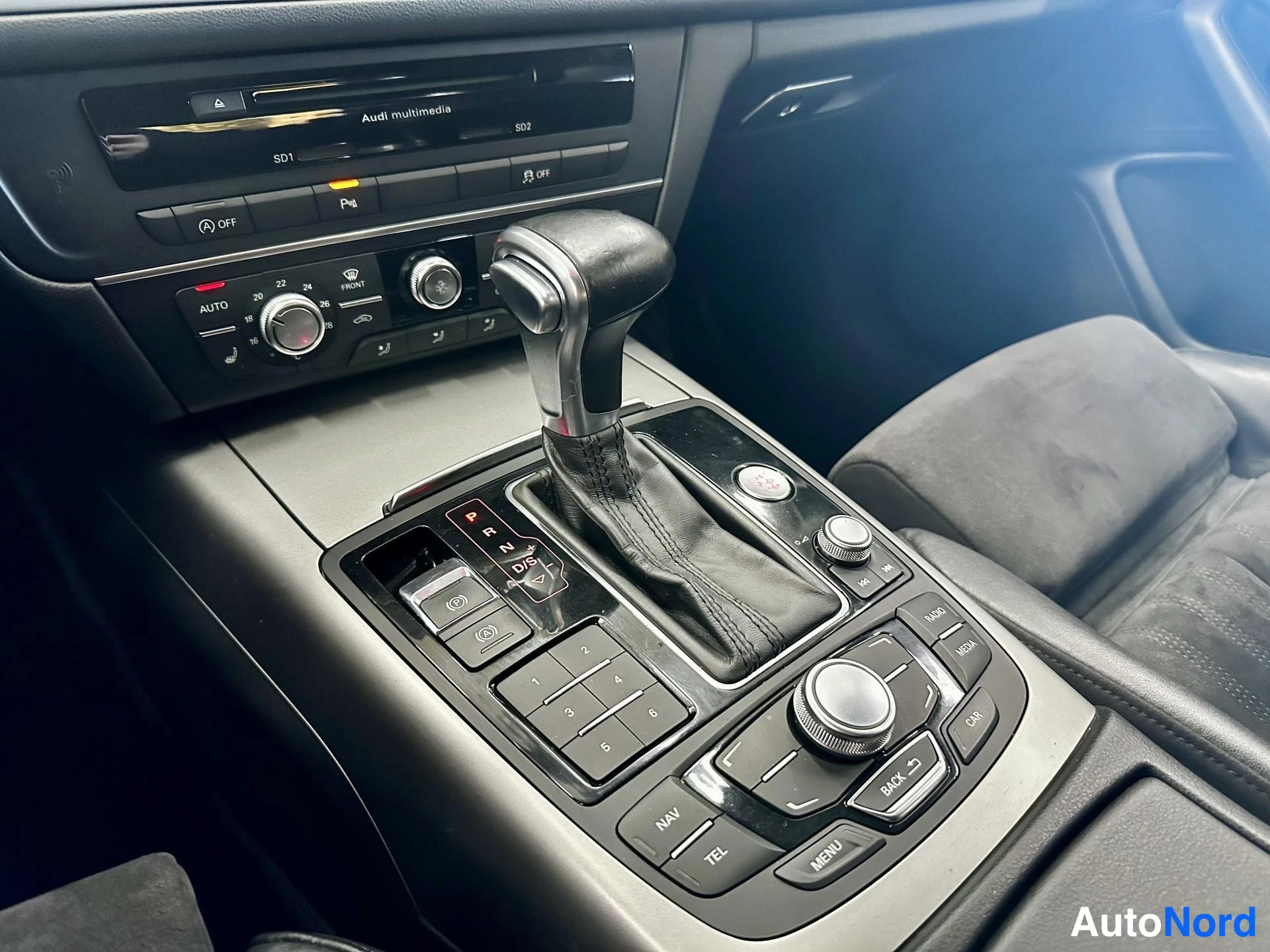 Harmaa Audi A6 2013, kuva 22