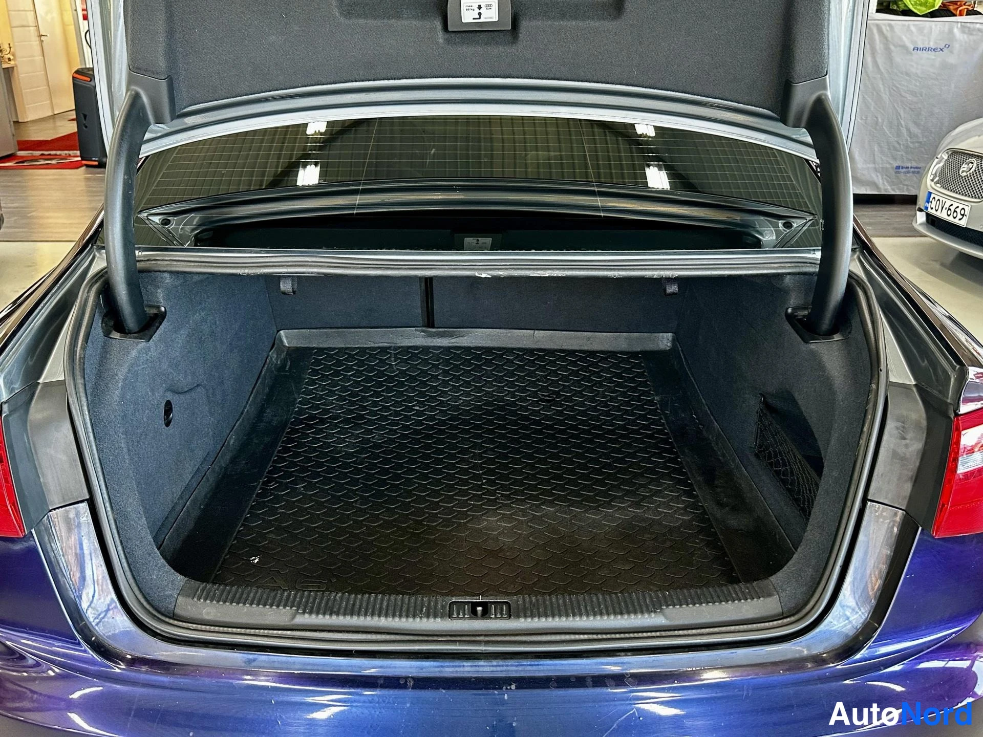 Harmaa Audi A6 2013, kuva 20