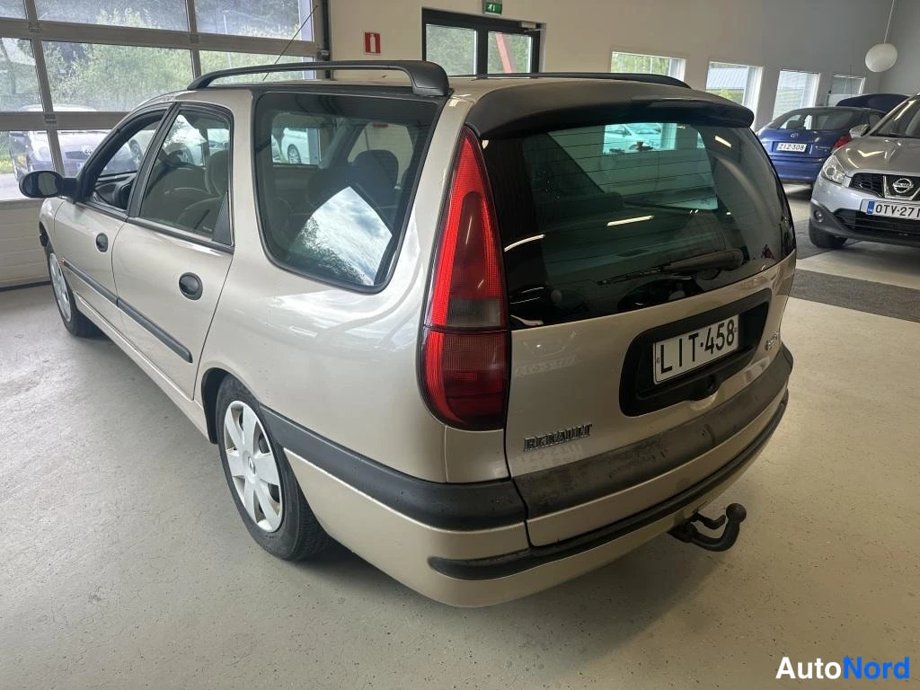 Kulta Renault Laguna 1999, takaviisto, kuva 3