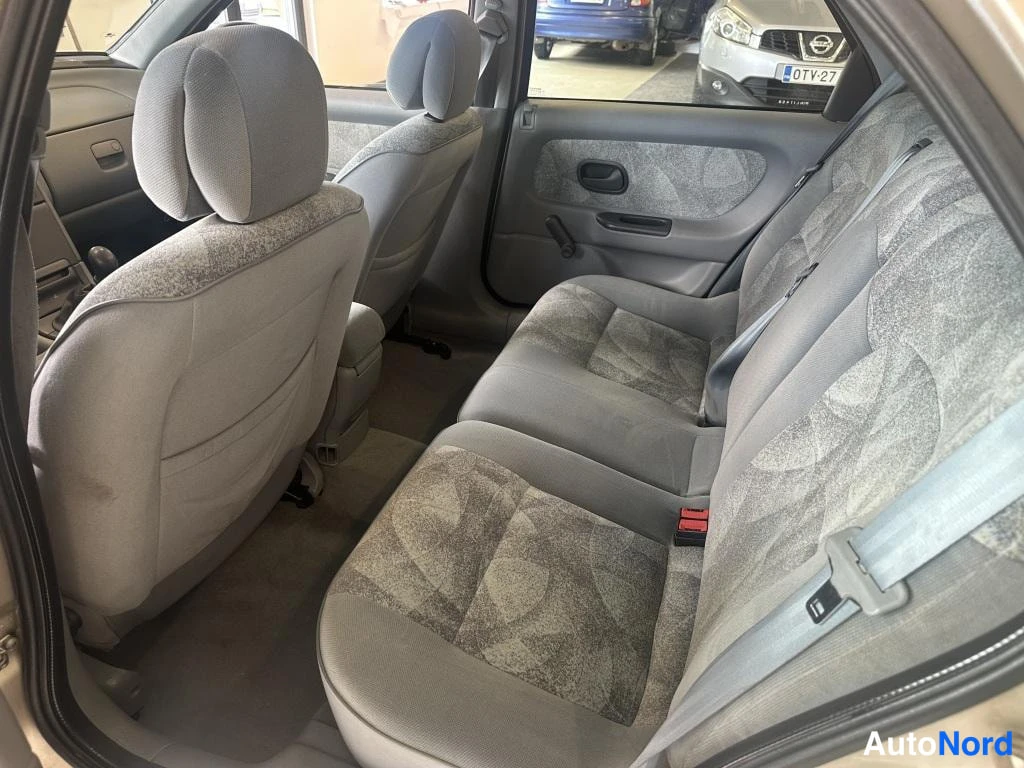 Kulta Renault Laguna 1999, takaistuimet, kuva 7