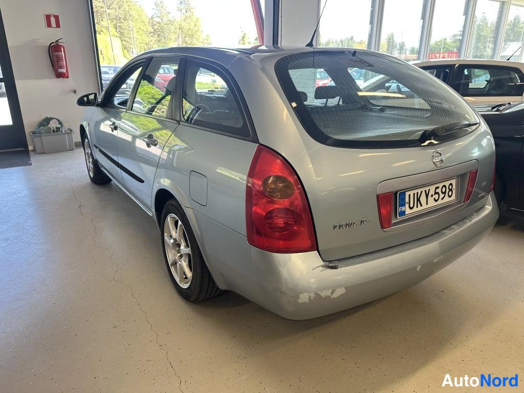 Sininen Nissan Primera 2005, kuva 3