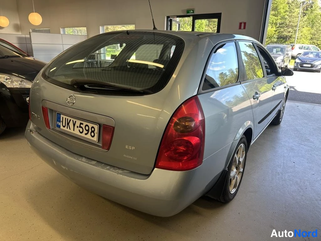 Sininen Nissan Primera 2005, kuva 4