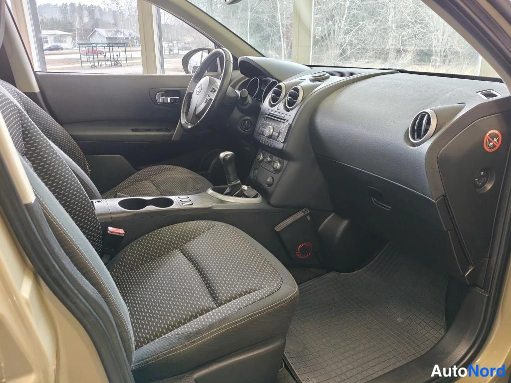 Kupari Nissan Qashqai 2007, ohjaamo, kuva 5