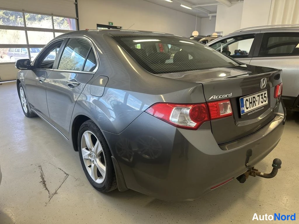 Harmaa Honda Accord 2010, kuva 3