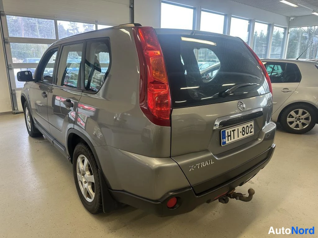 Harmaa Nissan X-Trail 2008, kuva 3
