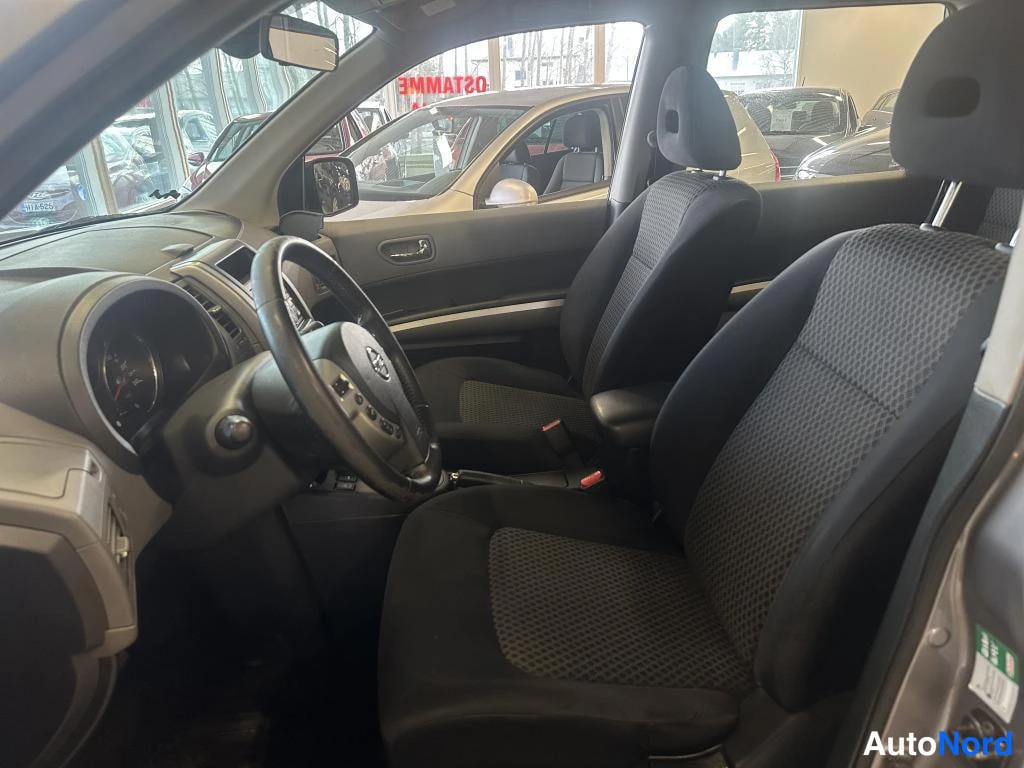 Harmaa Nissan X-Trail 2008, kuva 6