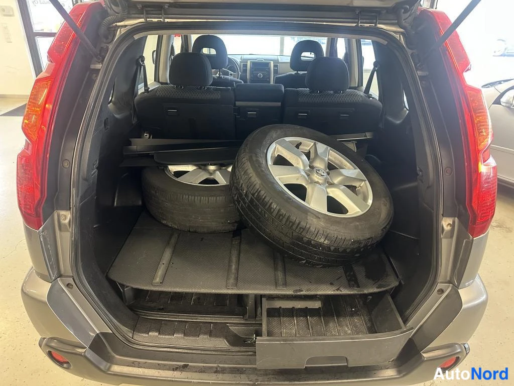 Harmaa Nissan X-Trail 2008, kuva 8