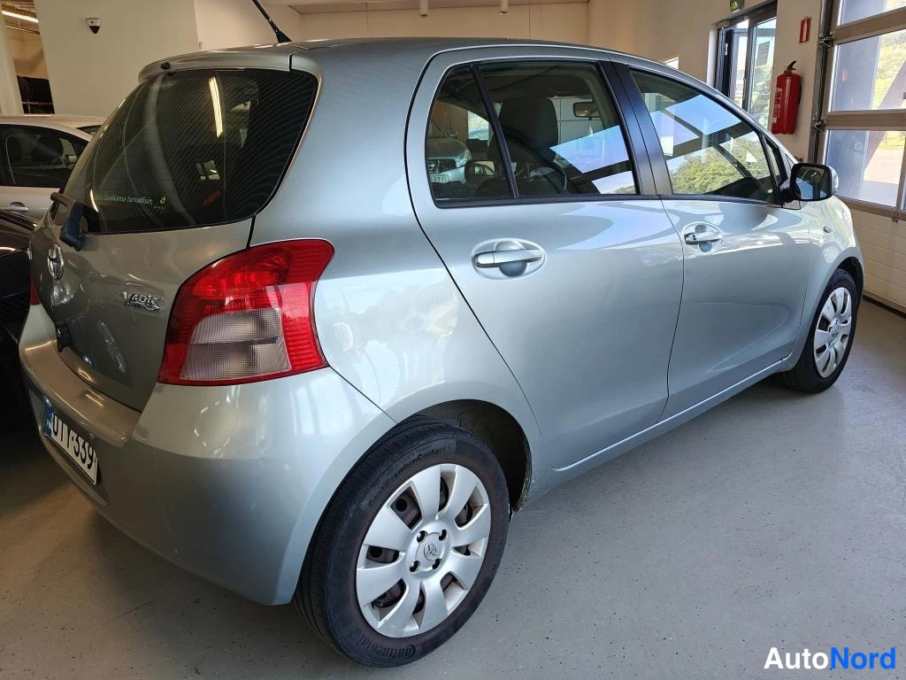 Hopea Toyota Yaris 2006, takaviisto, kuva 4
