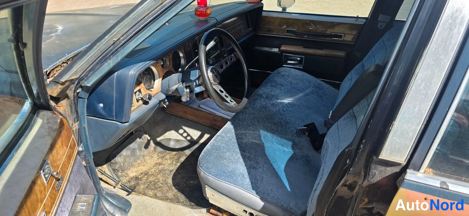 Kupari Buick Electra 1985, ohjaamo, kuva 11