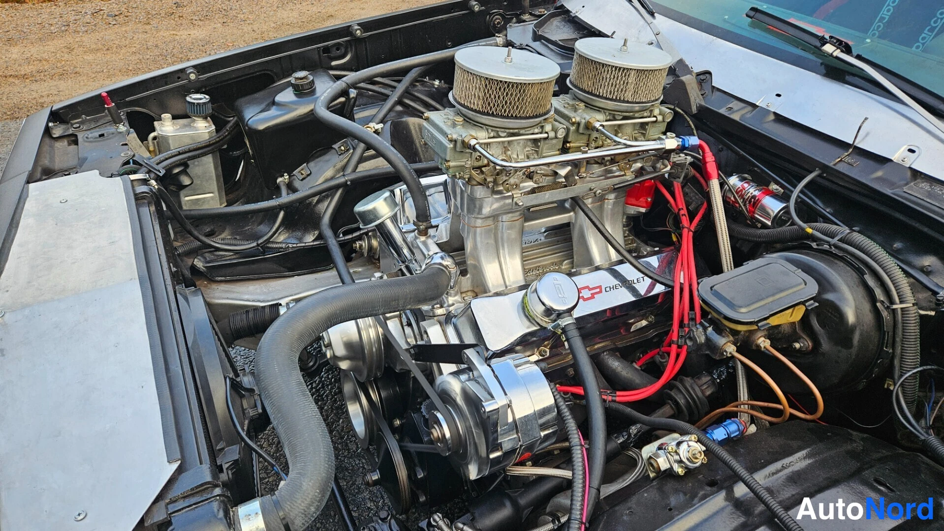 Punainen Chevrolet El Camino 1978, moottoritila, kuva 19