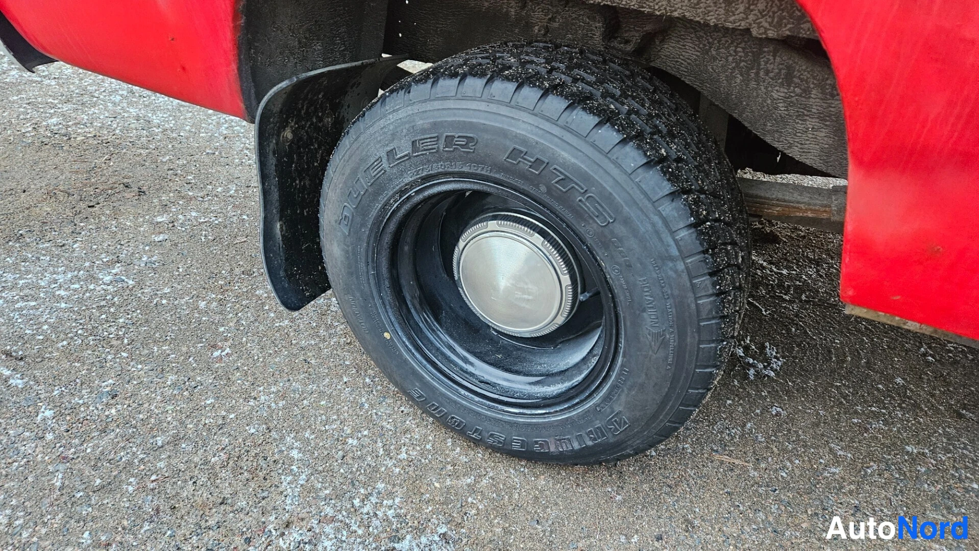 Punainen Dodge D150 Museorek 1978, yksityiskohta, kuva 21