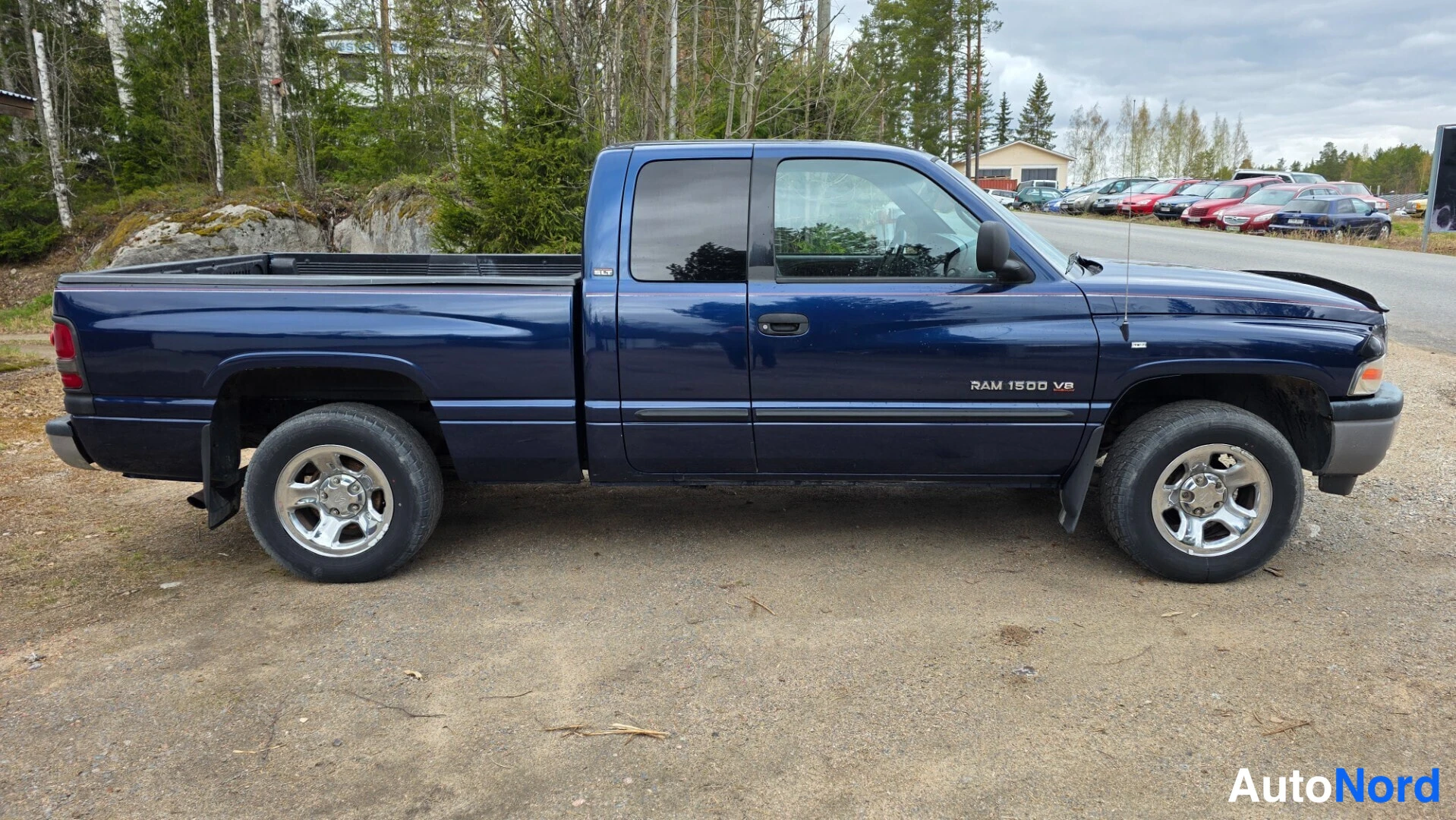 Sininen Dodge Ram 1500 2001, sivulta, kuva 5