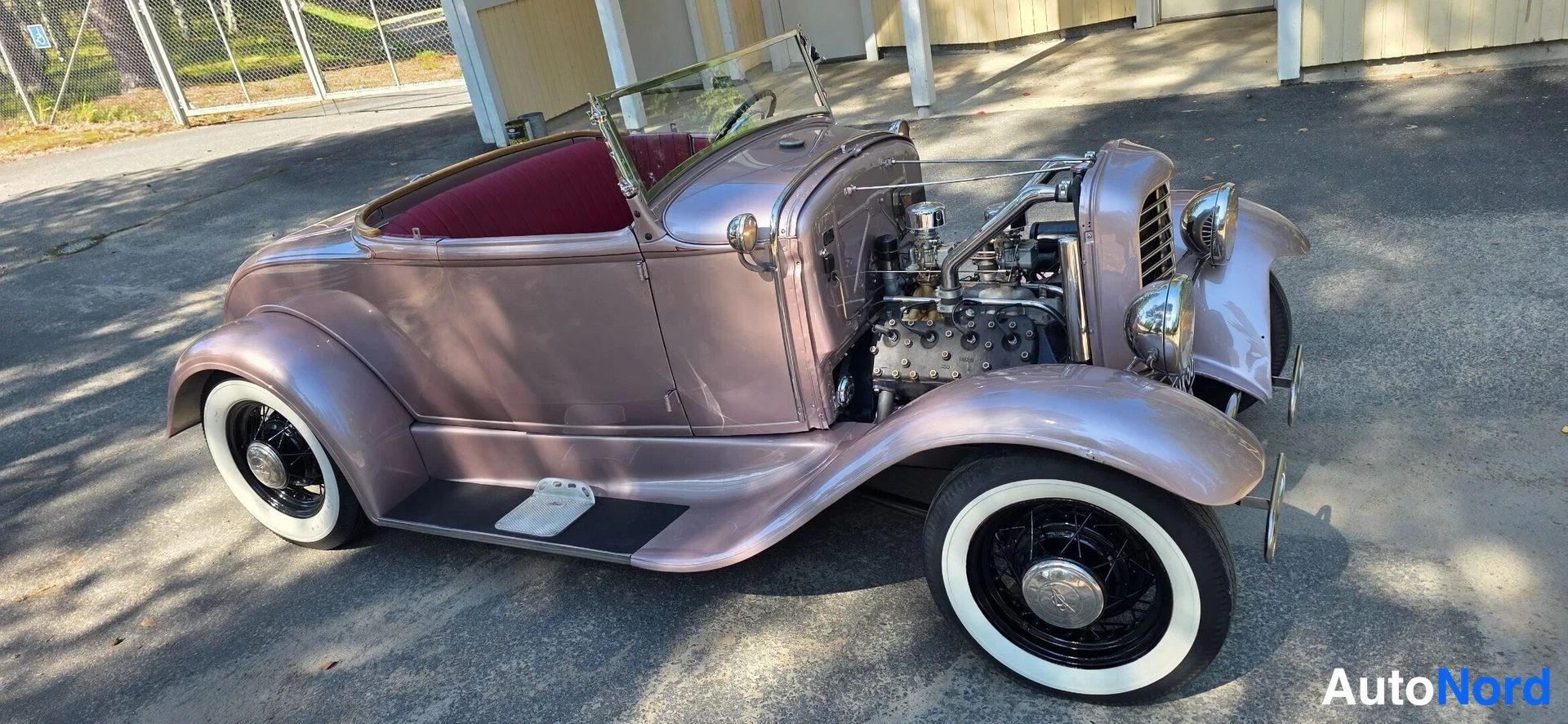 Beige Ford V8 1930, etuviisto, keula oikealle, kuva 5