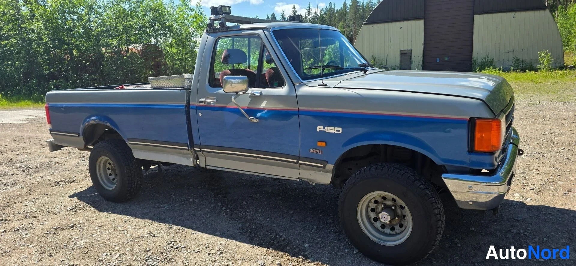 Sininen Ford F-150 1987, etuviisto, keula oikealle, kuva 5