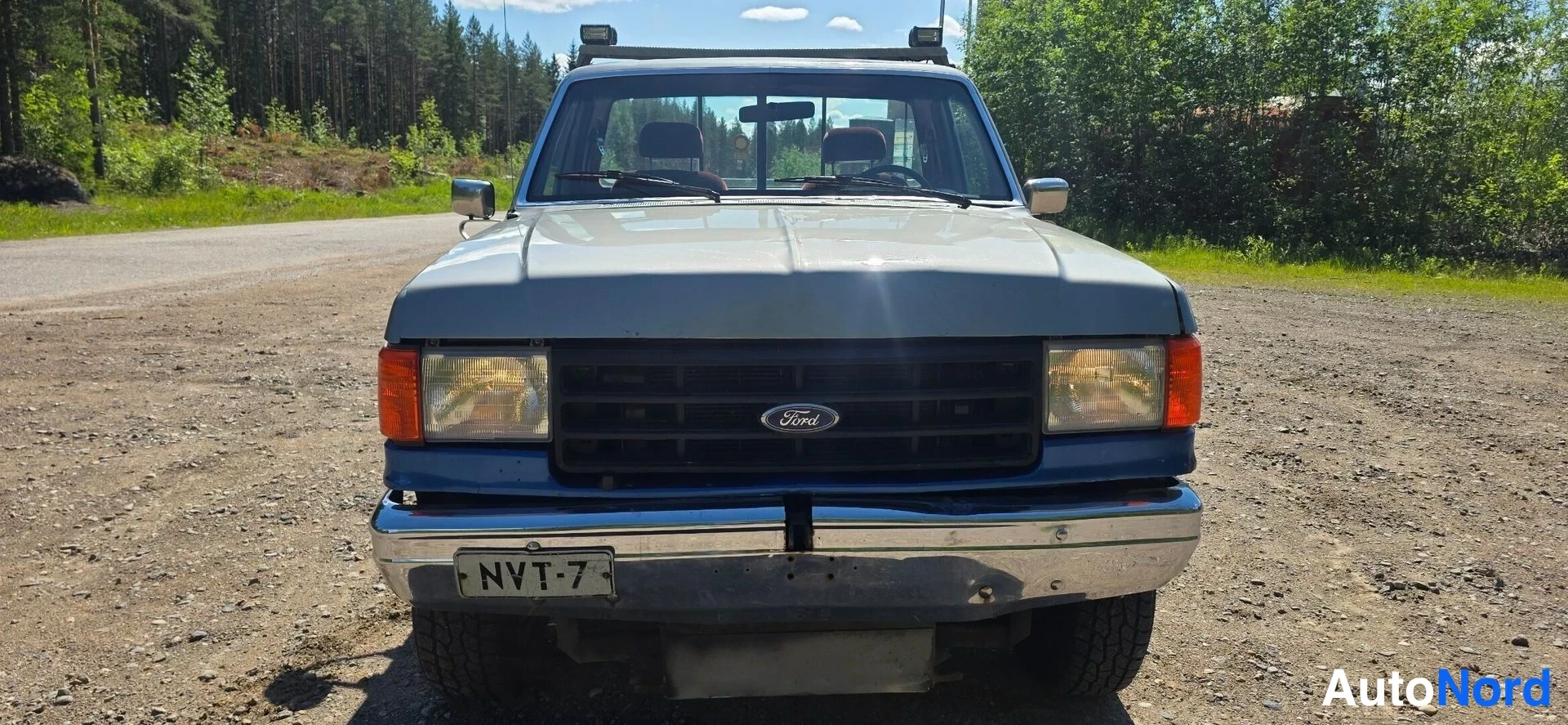 Sininen Ford F-150 1987, edestä, kuva 7
