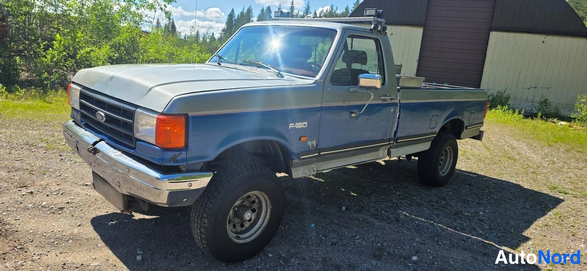 Sininen Ford F-150 1987, etuviisto, keula vasemmalle, kuva 3