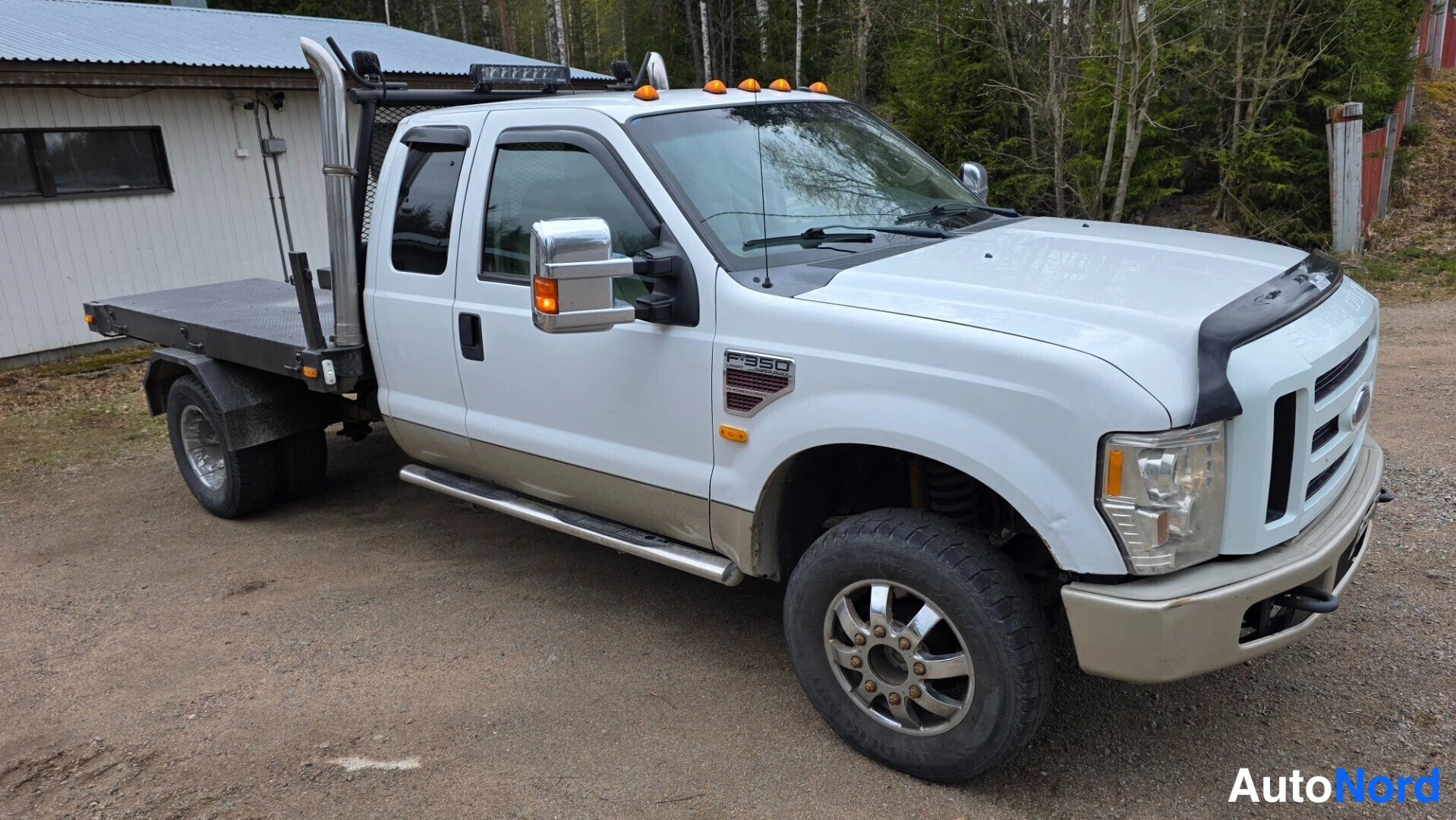 Valkoinen Ford F-350 2008, kuva 18