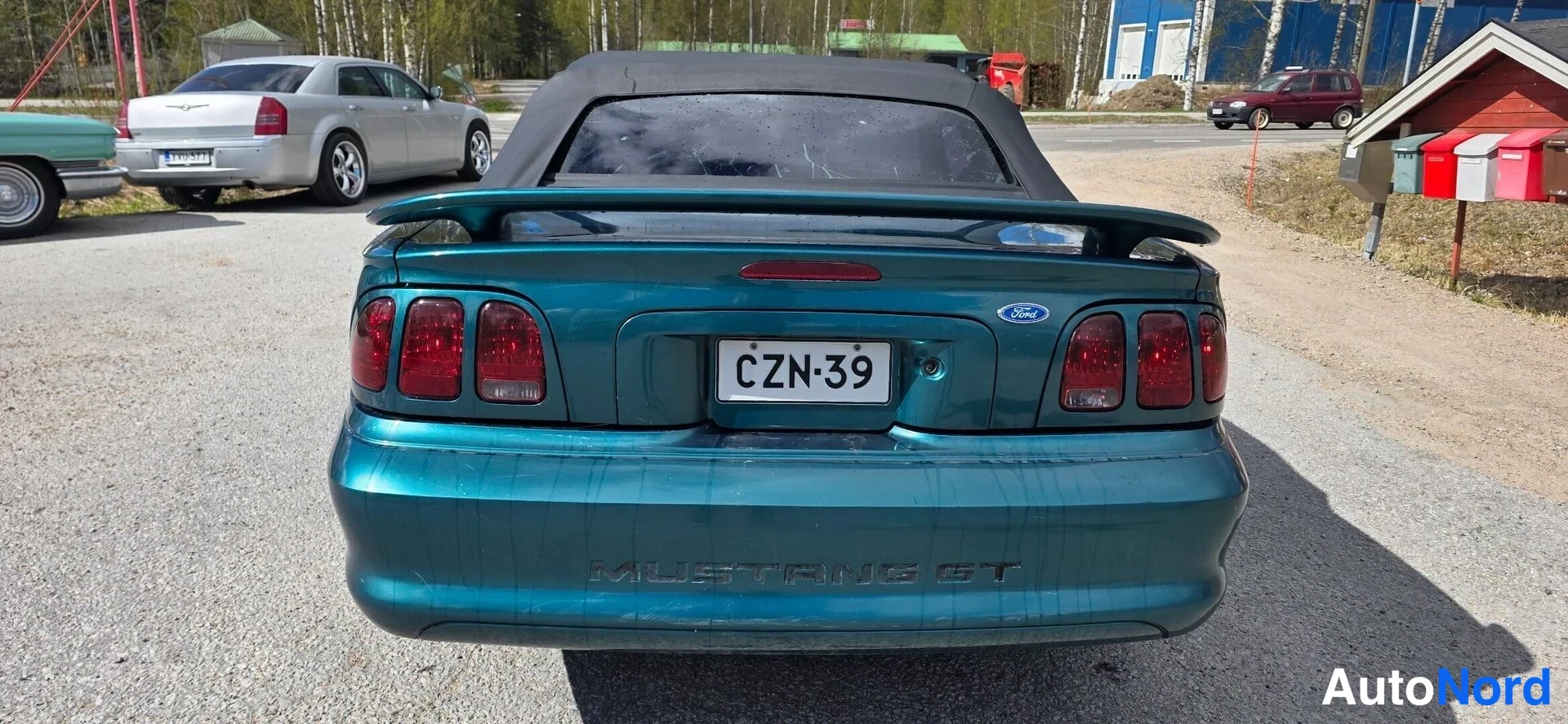 Vihreä Ford Mustang 1997, takaa, kuva 14