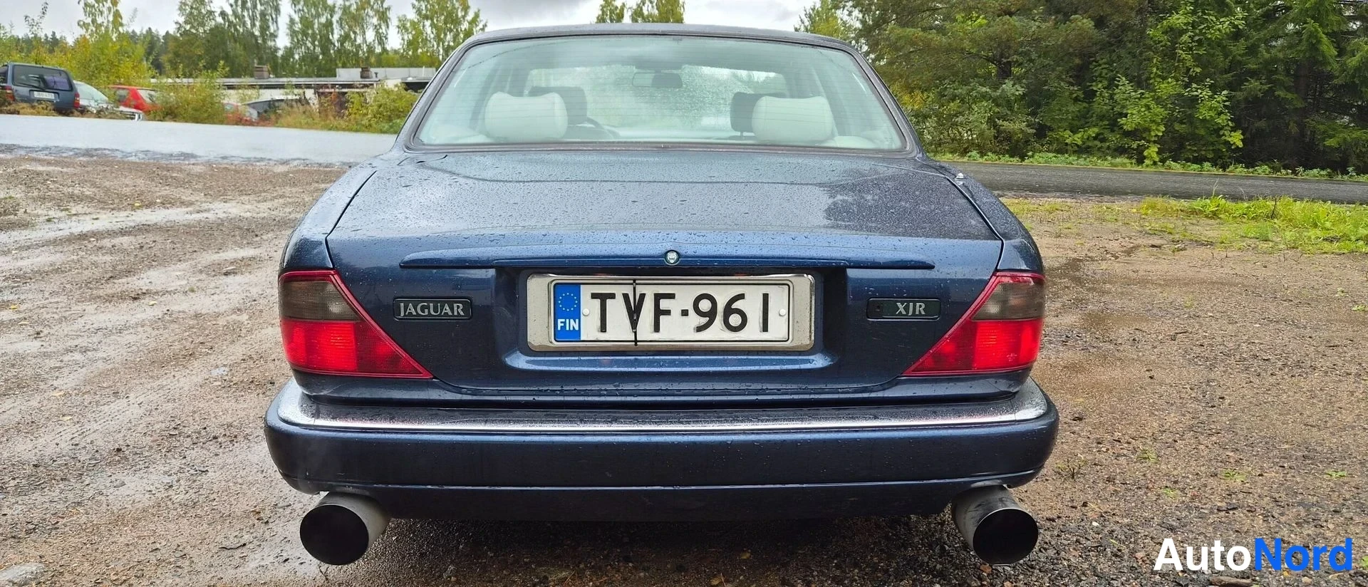 Sininen Jaguar XJR 1995, takaa, kuva 13