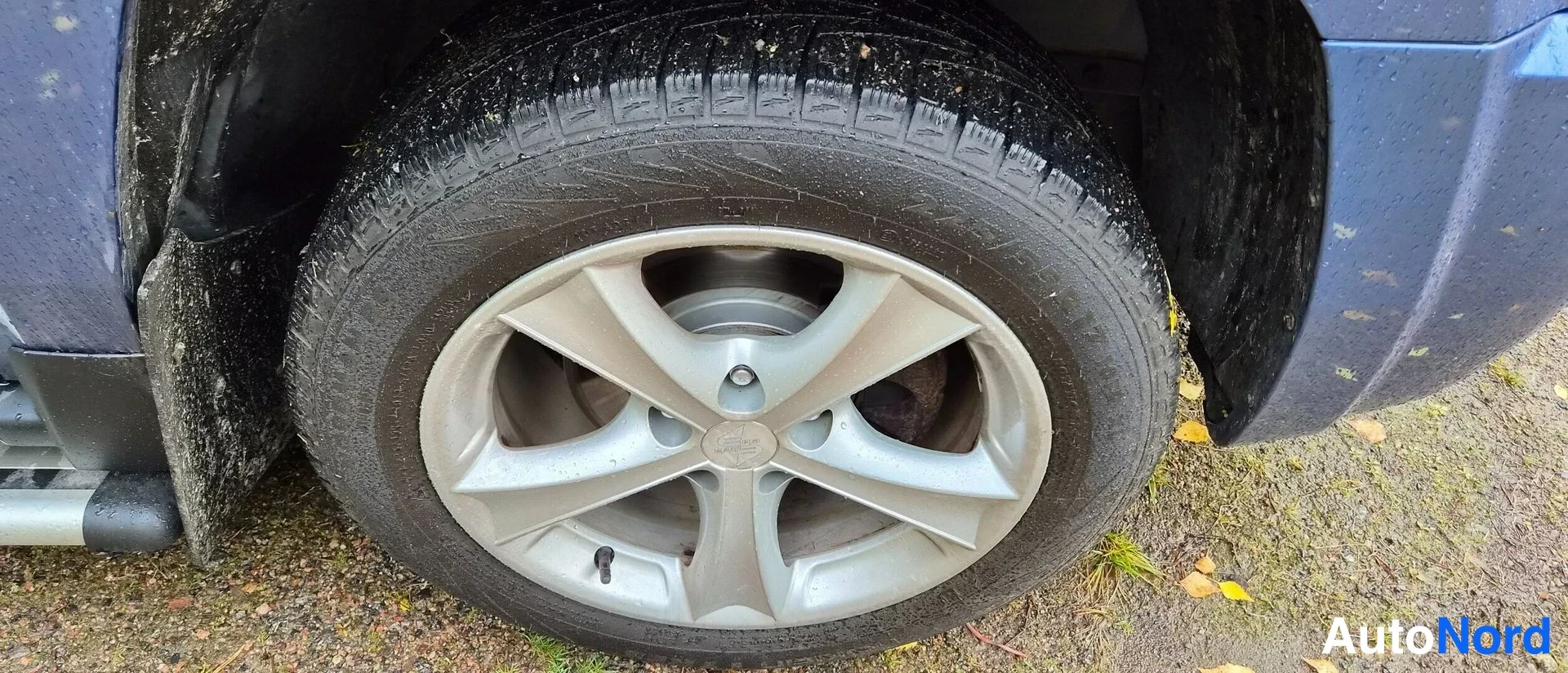 Sininen Jeep Patriot 2010, yksityiskohta, kuva 12