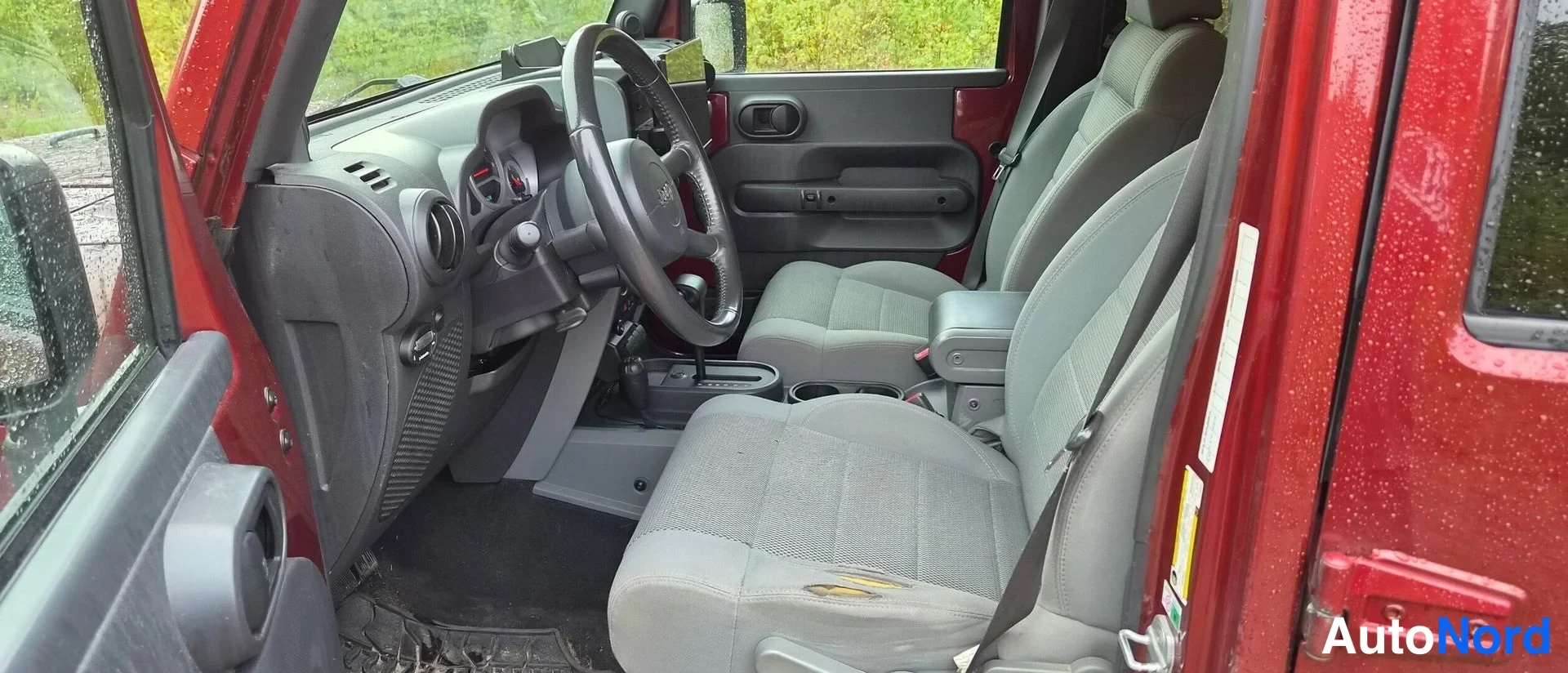Punainen Jeep Wrangler 2007, etuistuimet, kuva 21