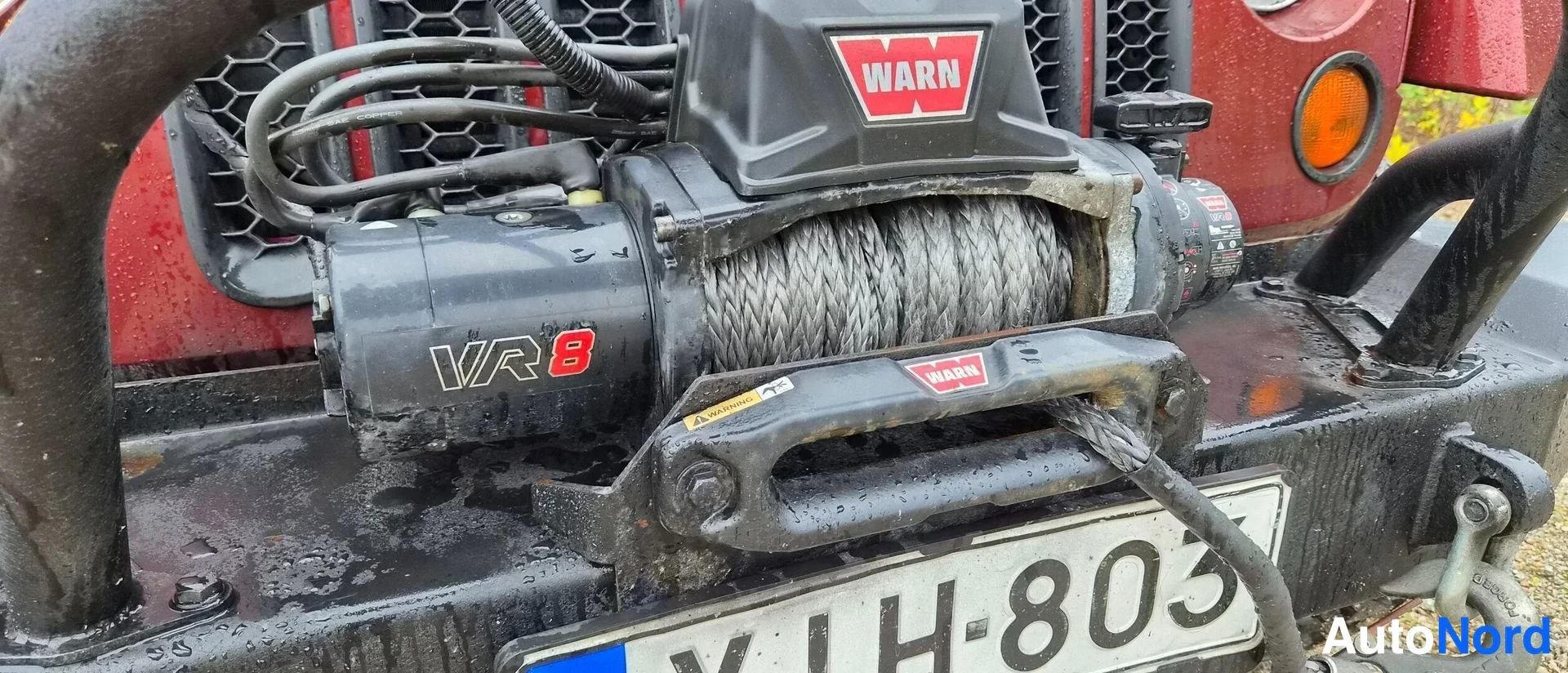 Punainen Jeep Wrangler 2007, yksityiskohta, kuva 24