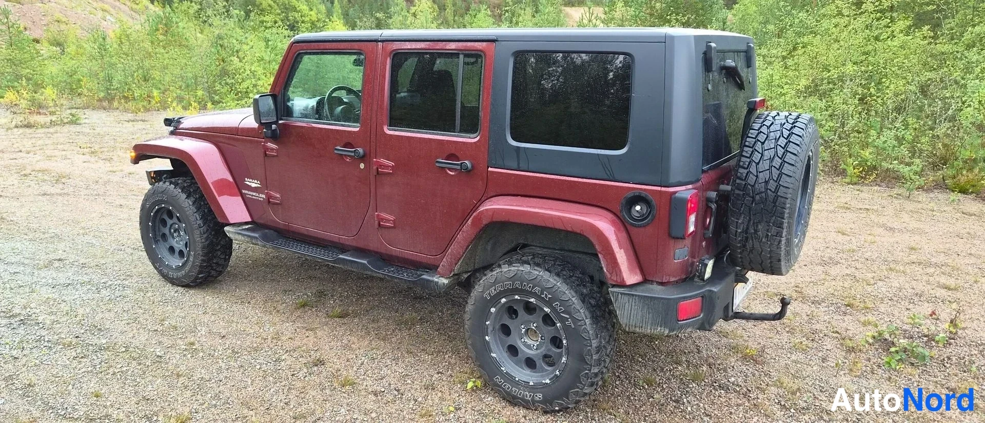 Punainen Jeep Wrangler 2007, takaviisto, kuva 12