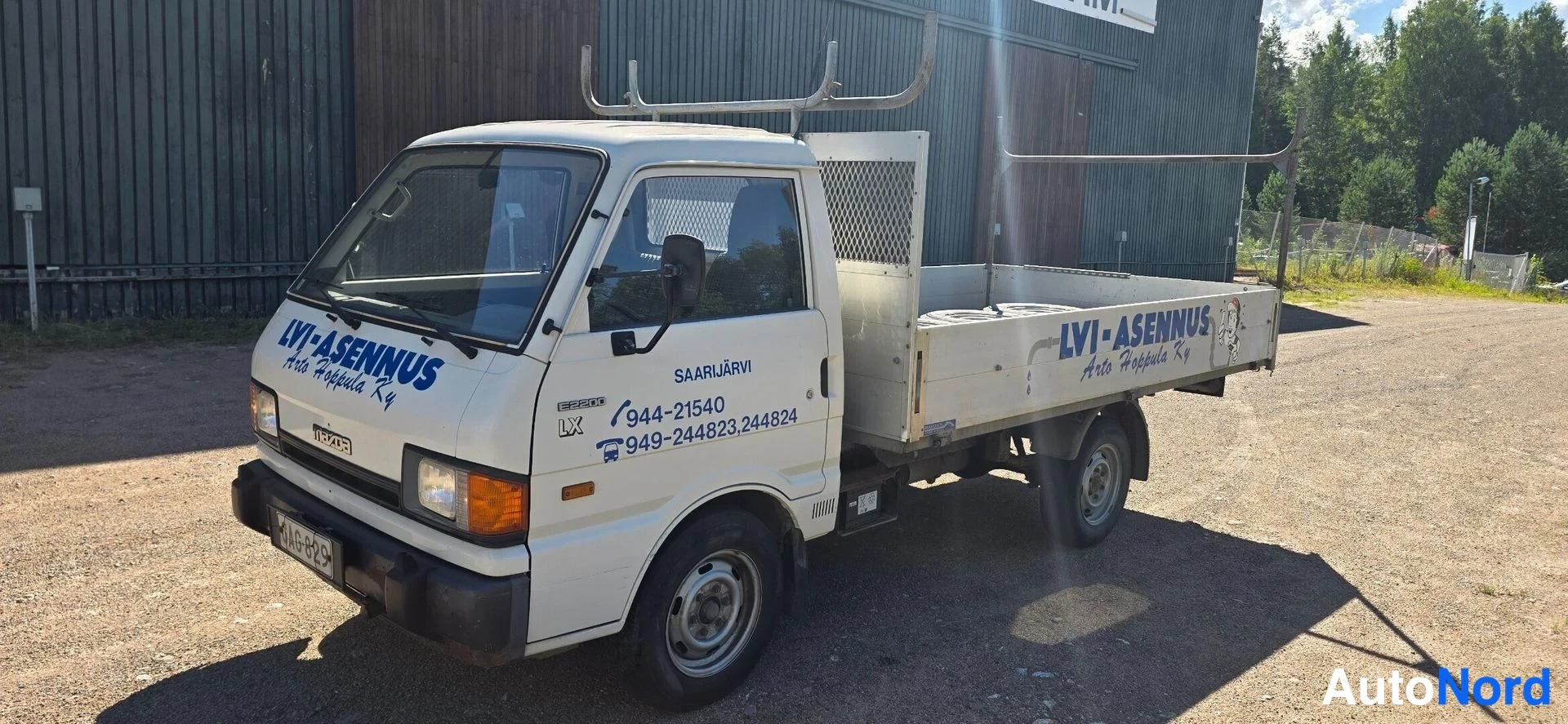 Mazda E2200 Aika 1990