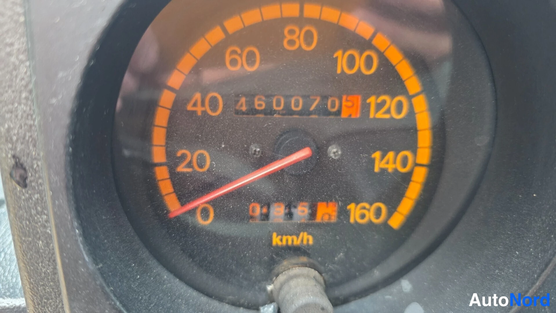 Vihreä Mitsubishi Pajero 1988, yksityiskohta, kuva 21