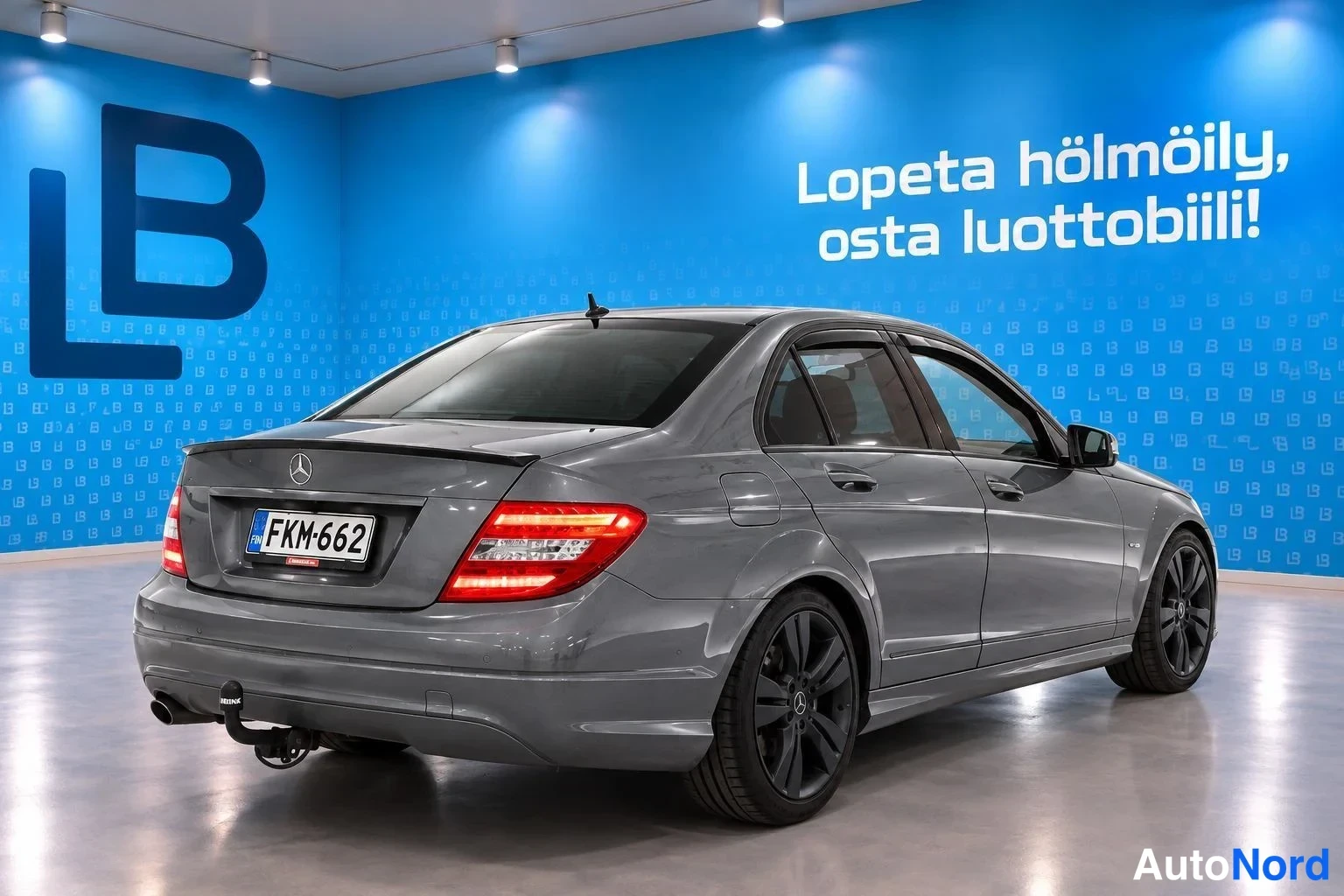 Harmaa Mercedes-Benz C 250 CDI 4MATIC 2012, takaviisto, kuva 2