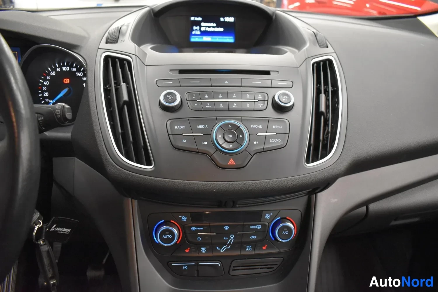 Grå Ford C-Max 2017, förarplats, bild 8